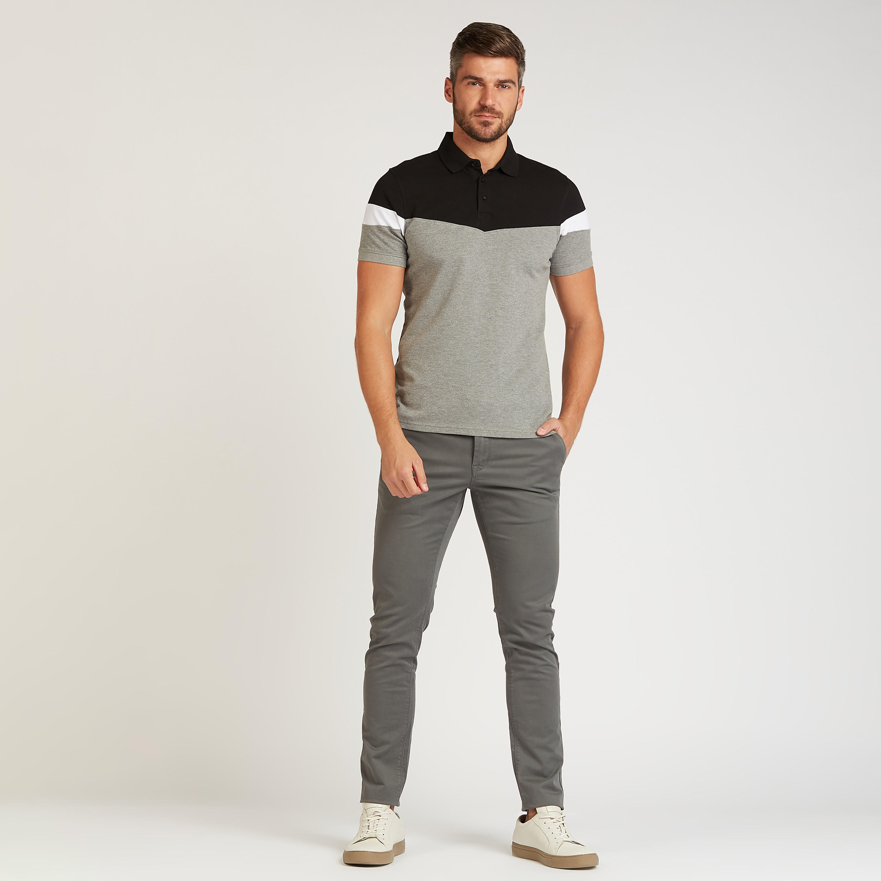 تيشيرت بولو بقوالب ملونة بأكمام قصيرة-men-clothing-tshirtsandpolos-polos-image-4