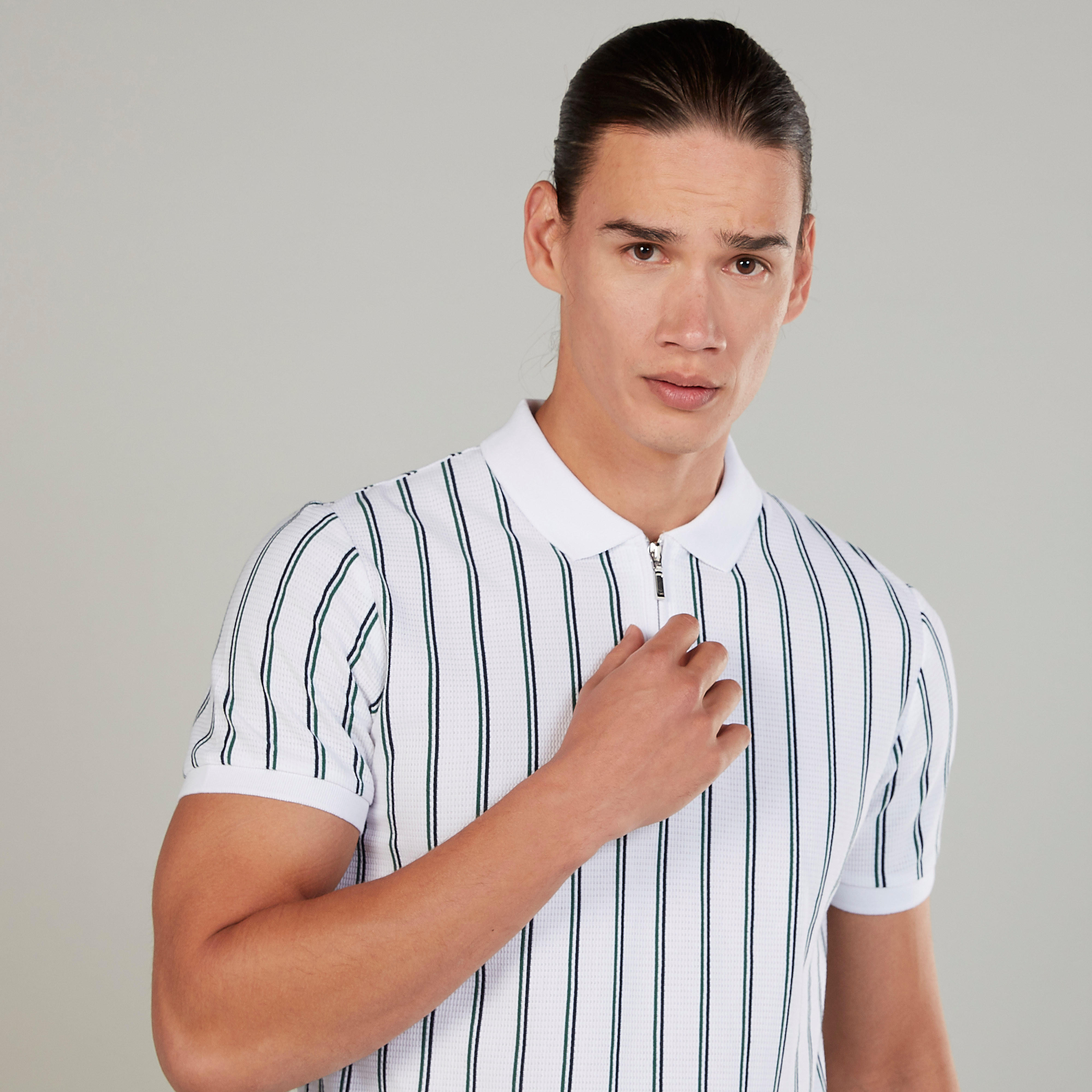 تيشيرت سليم مخطّط بياقة بولو وأكمام قصيرة-men-clothing-tshirtsandpolos-polos-image-3