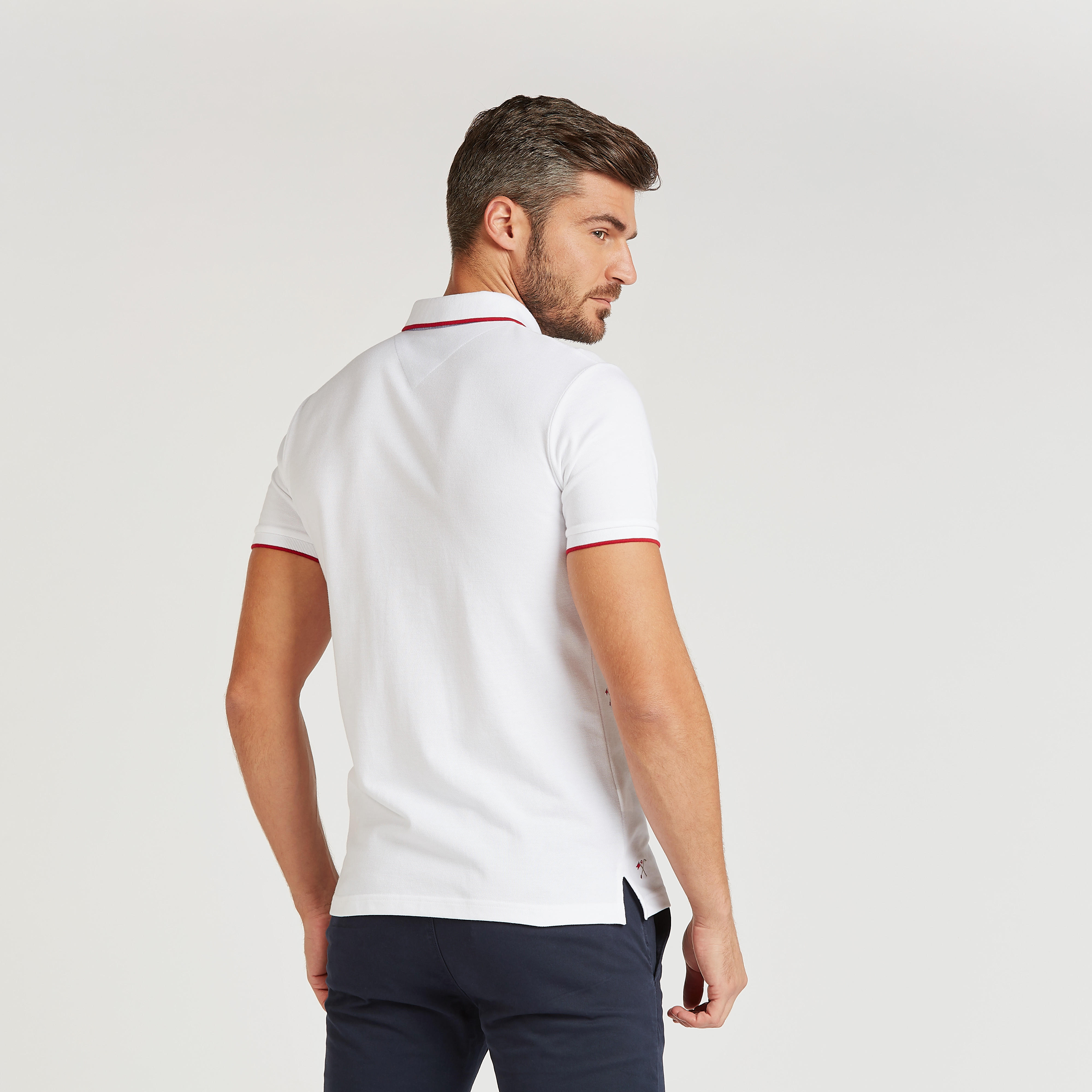 تيشيرت بولو بقصة سليم مطرز بأكمام قصيرة-men-clothing-tshirtsandpolos-polos-image-4