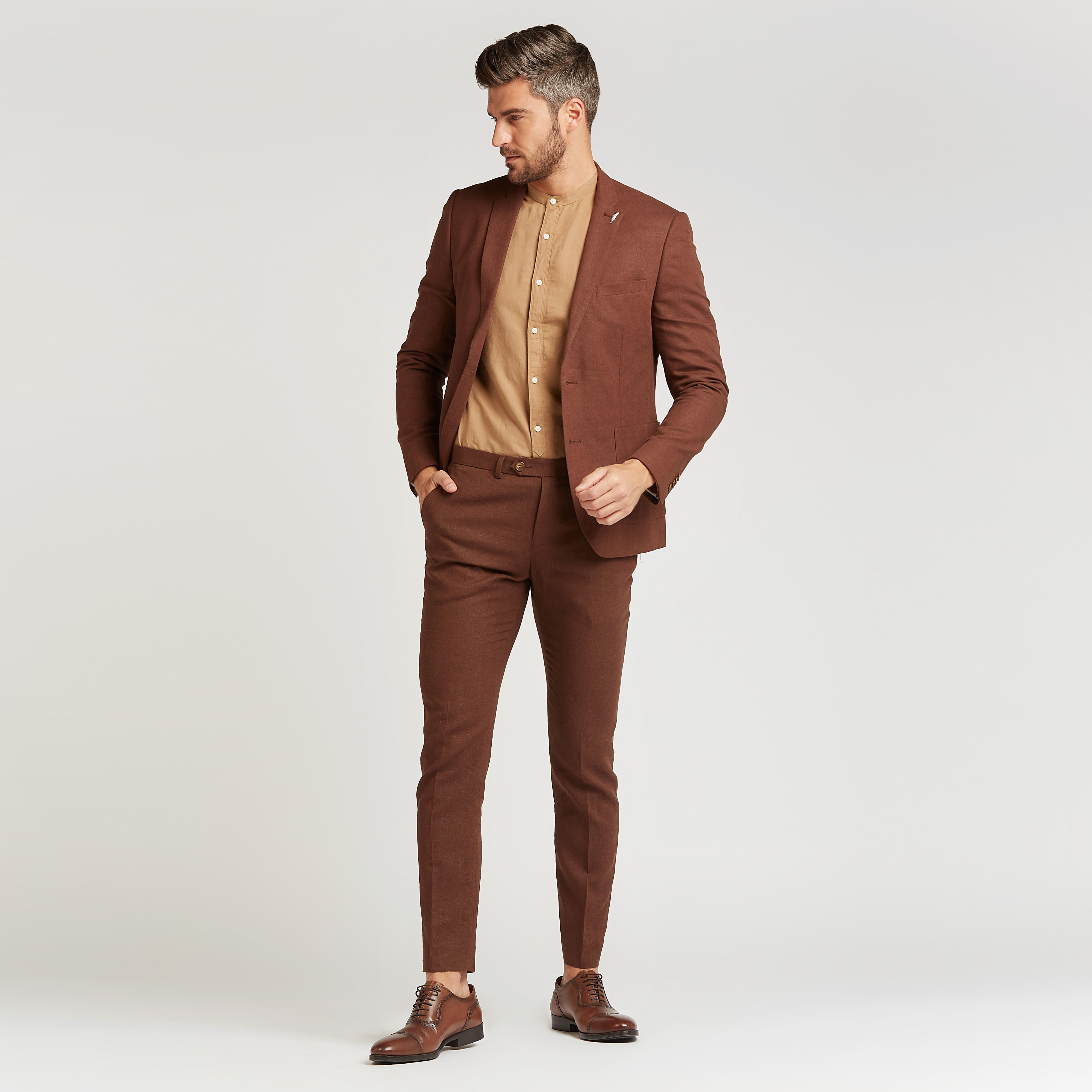 قميص كتّان مستدام سادة بياقة ماندارين وأكمام قصيرة-men-clothing-shirts-image-2