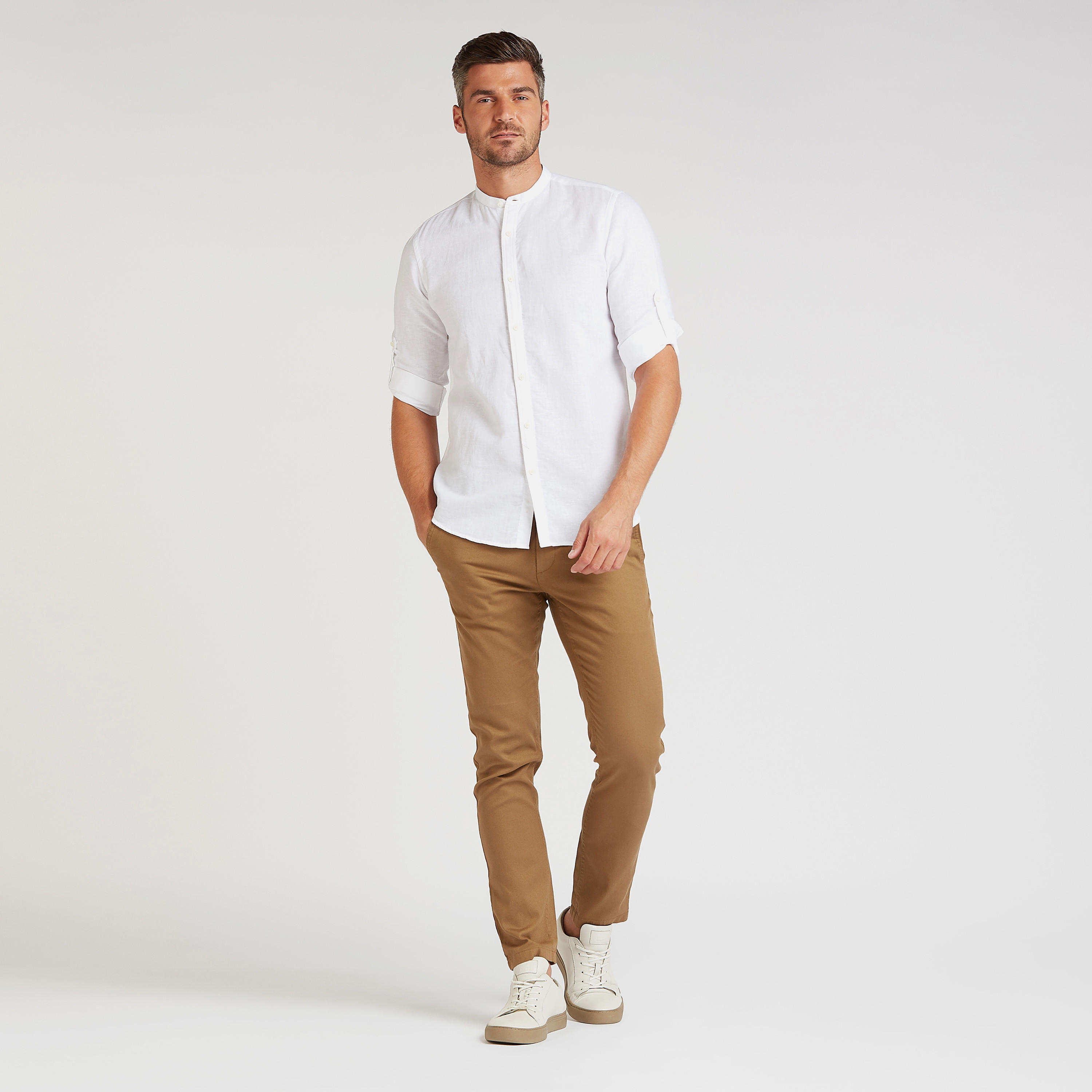 قميص كتّان مستدام سادة بياقة ماندارين وأكمام قصيرة-men-clothing-shirts-image-2
