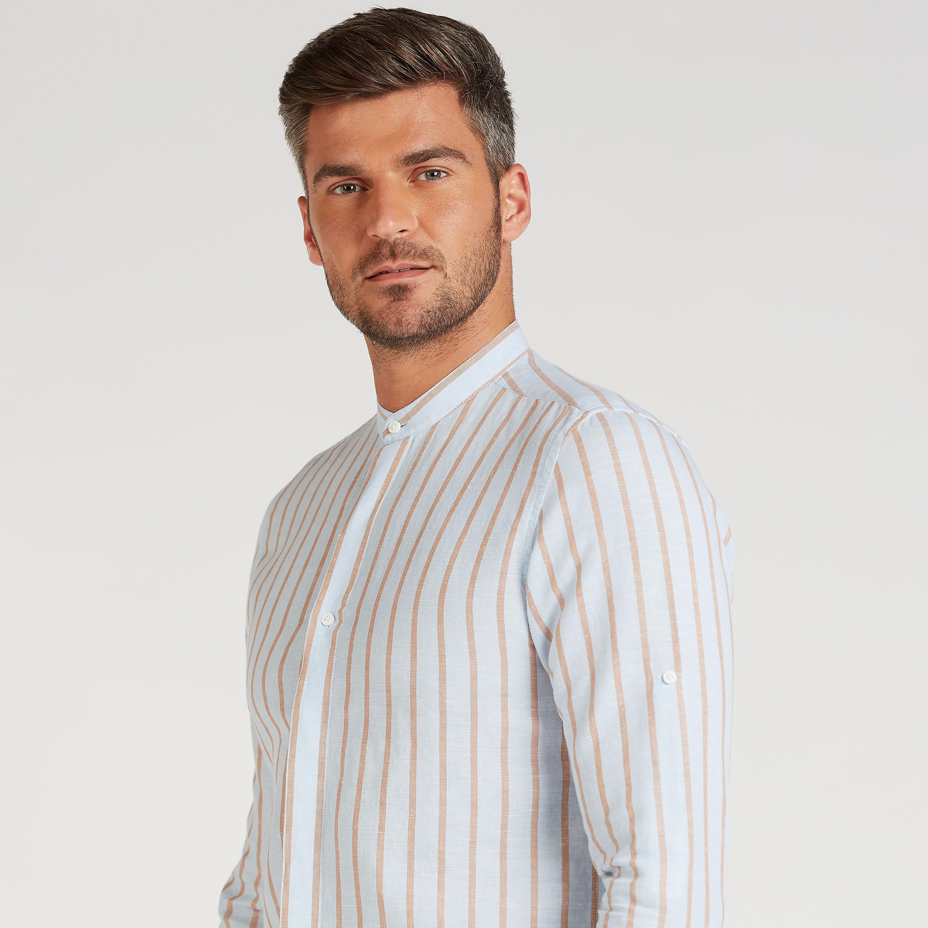 قميص كتّان مستدام مخطط بياقة ماندارين وأكمام طويلة-men-clothing-shirts-image-3