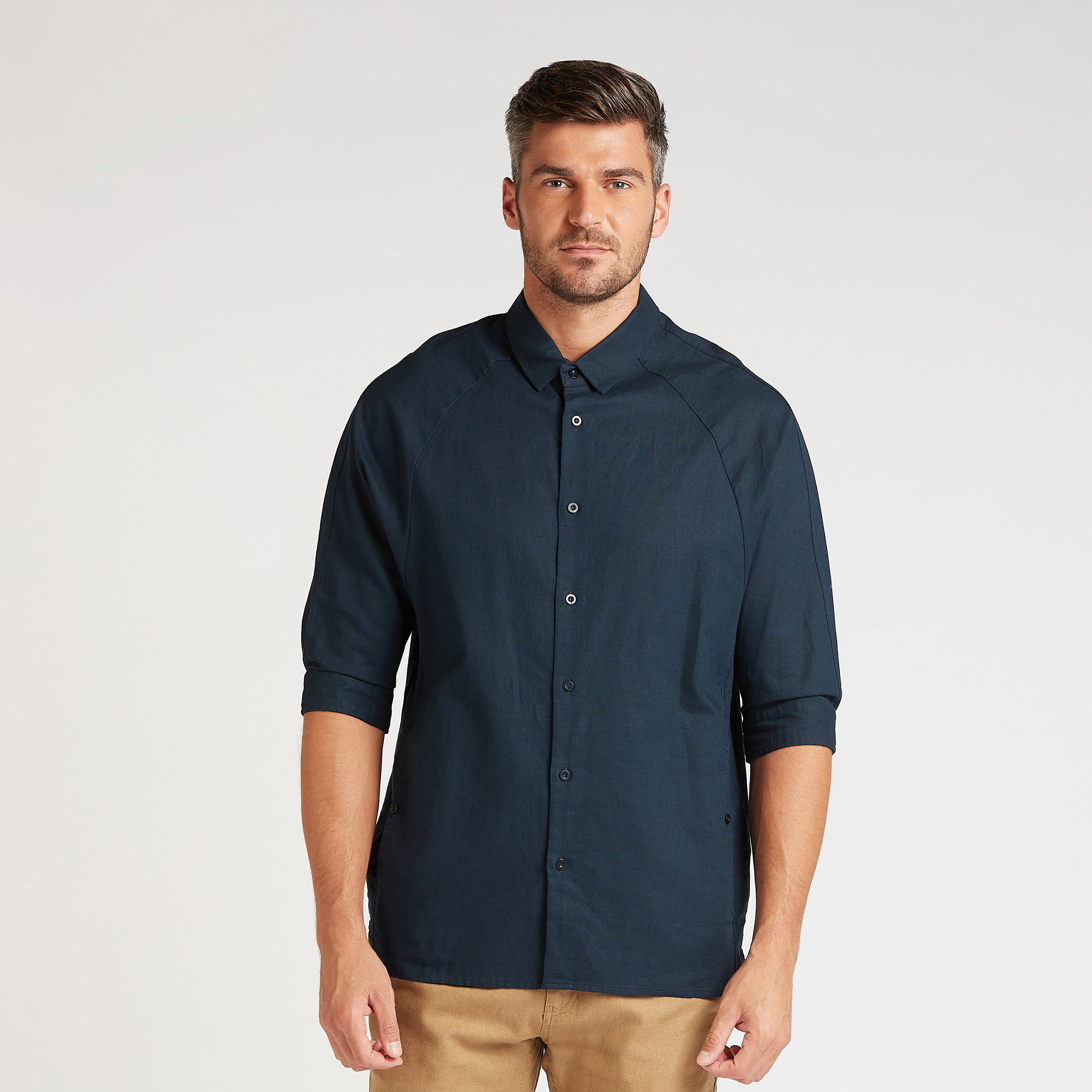 قميص كتّان سادة بأكمام 3/4 وجيوب-men-clothing-shirts-image-1