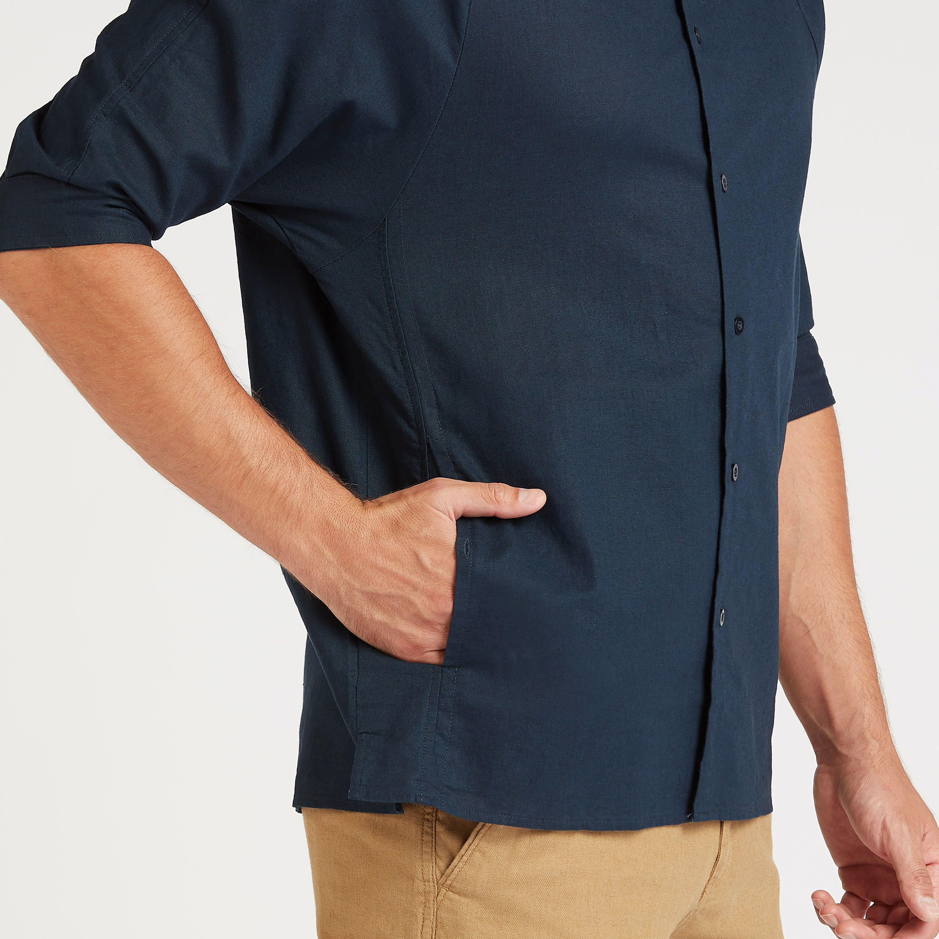 قميص كتّان سادة بأكمام 3/4 وجيوب-men-clothing-shirts-image-3