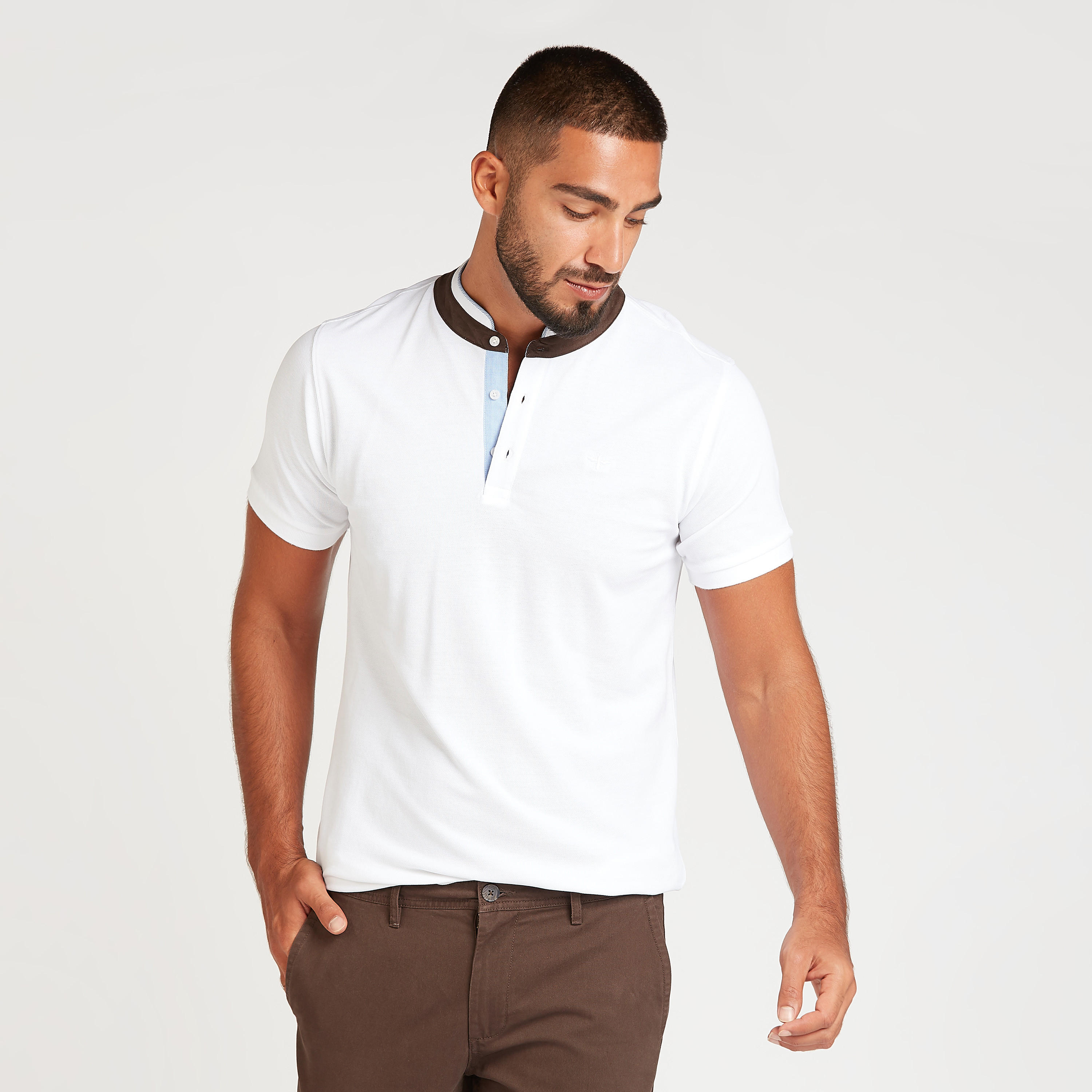تيشيرت مستدام بارز الملمس بأكمام قصيرة وياقة ماندارين-men-clothing-tshirtsandpolos-tshirts-image-1