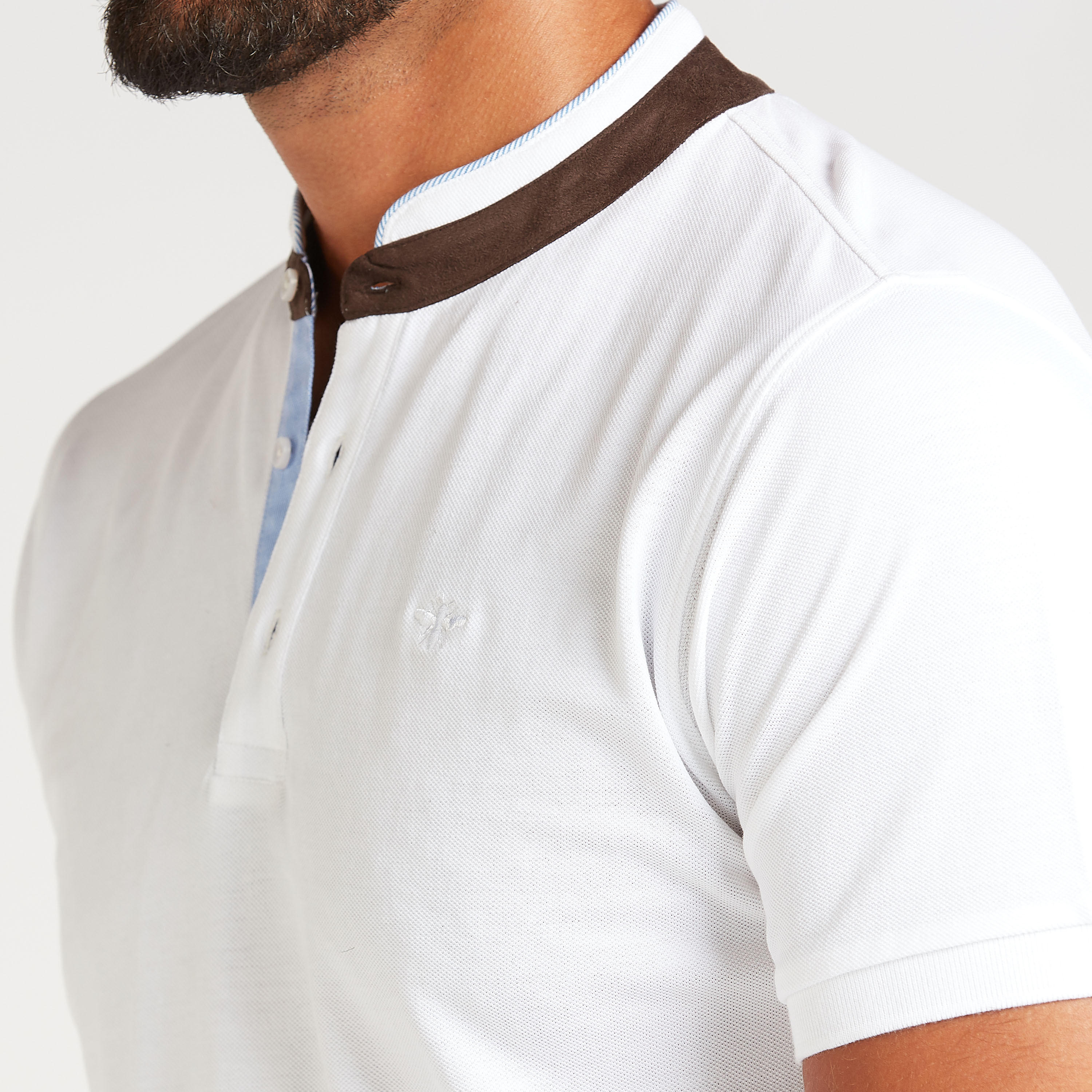 تيشيرت مستدام بارز الملمس بأكمام قصيرة وياقة ماندارين-men-clothing-tshirtsandpolos-tshirts-image-3