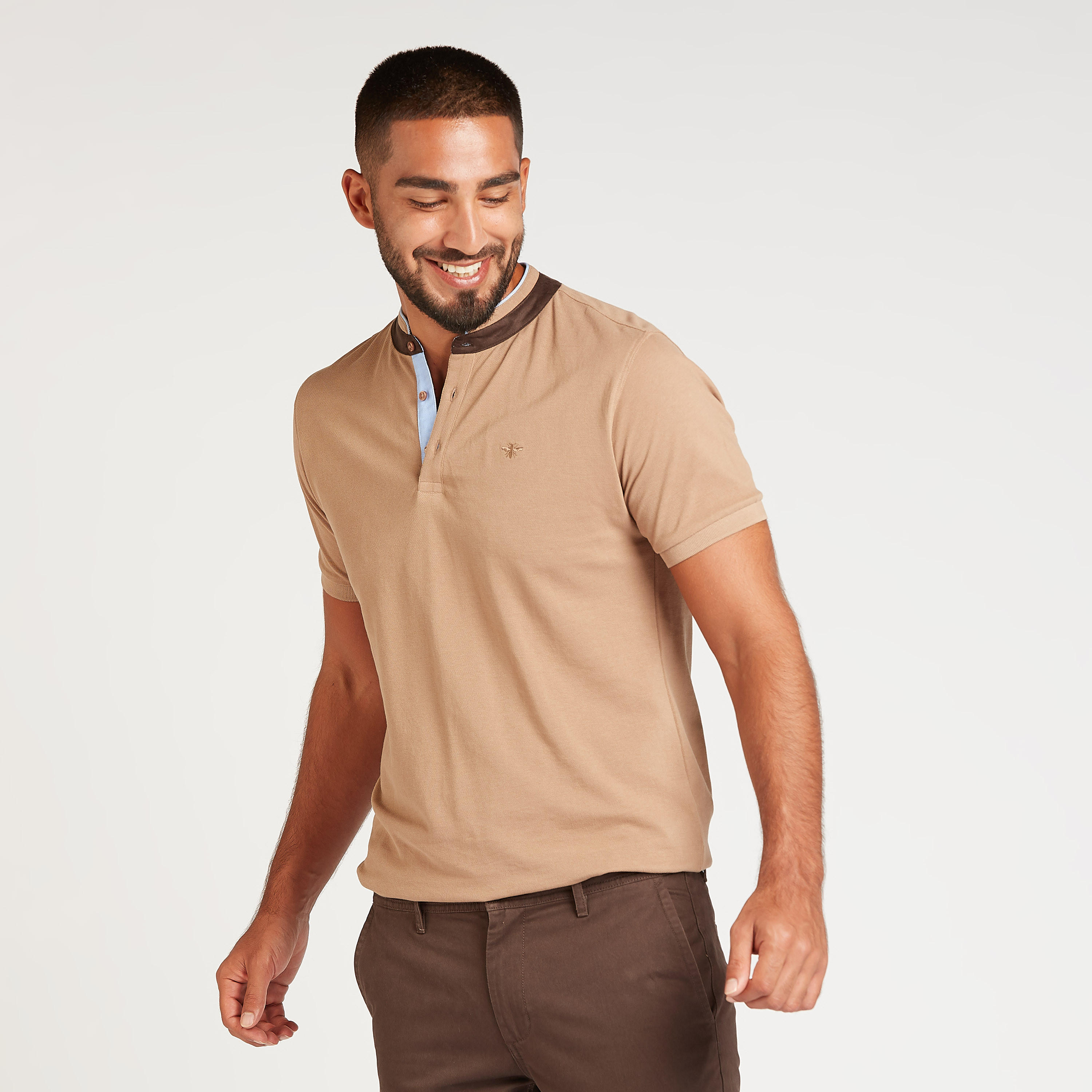 تيشيرت مستدام بارز الملمس بأكمام قصيرة وياقة ماندارين-men-clothing-tshirtsandpolos-tshirts-image-6