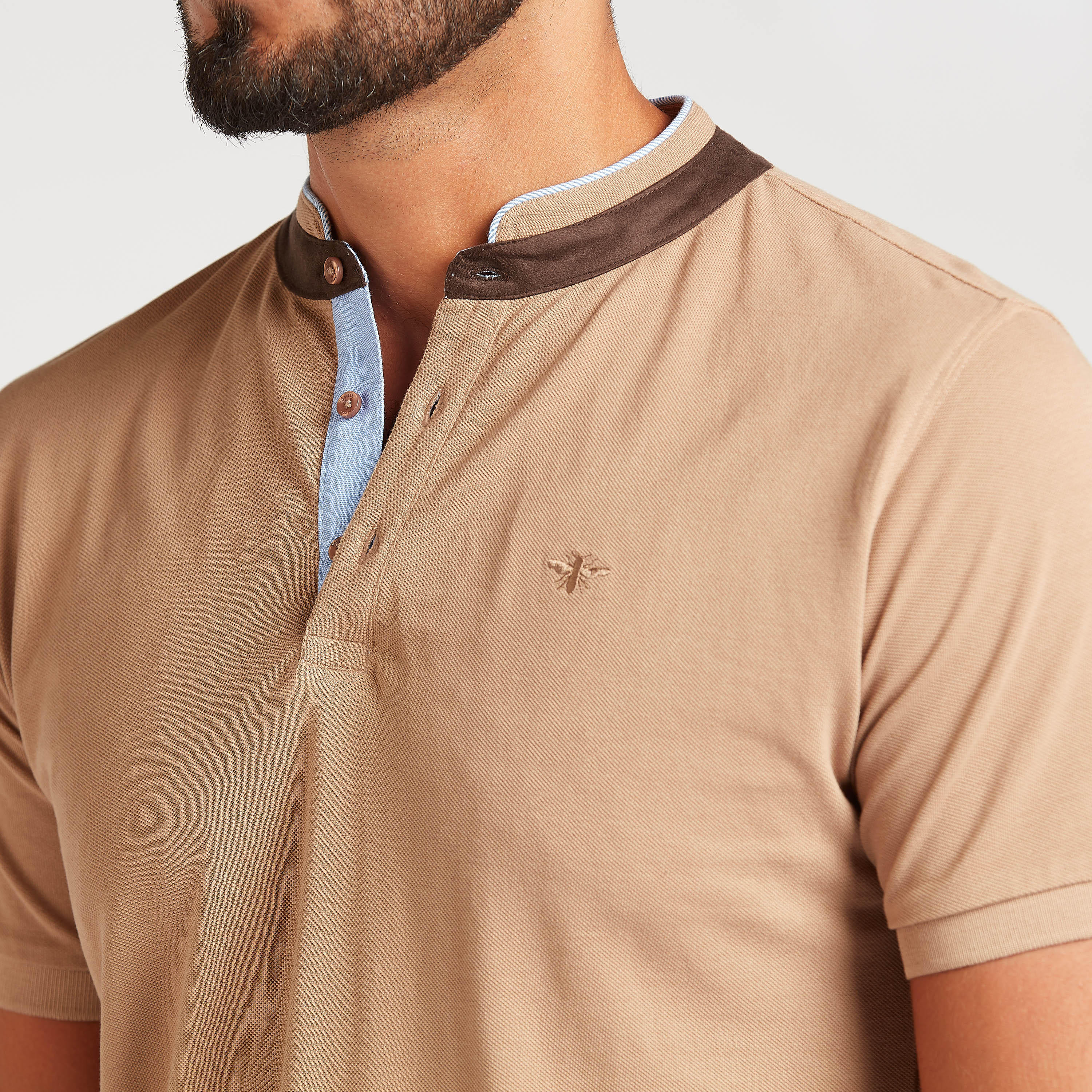 تيشيرت مستدام بارز الملمس بأكمام قصيرة وياقة ماندارين-men-clothing-tshirtsandpolos-tshirts-image-10