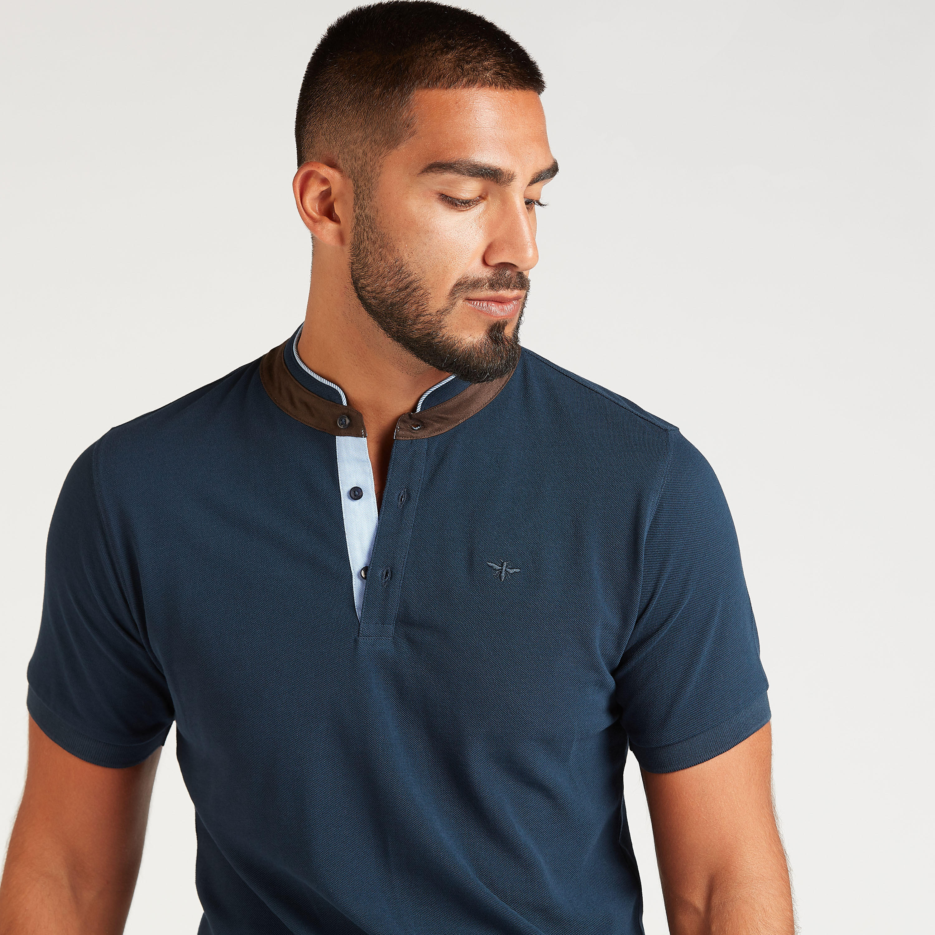 تيشيرت مستدام بارز الملمس بأكمام قصيرة وياقة ماندارين-men-clothing-tshirtsandpolos-tshirts-image-15