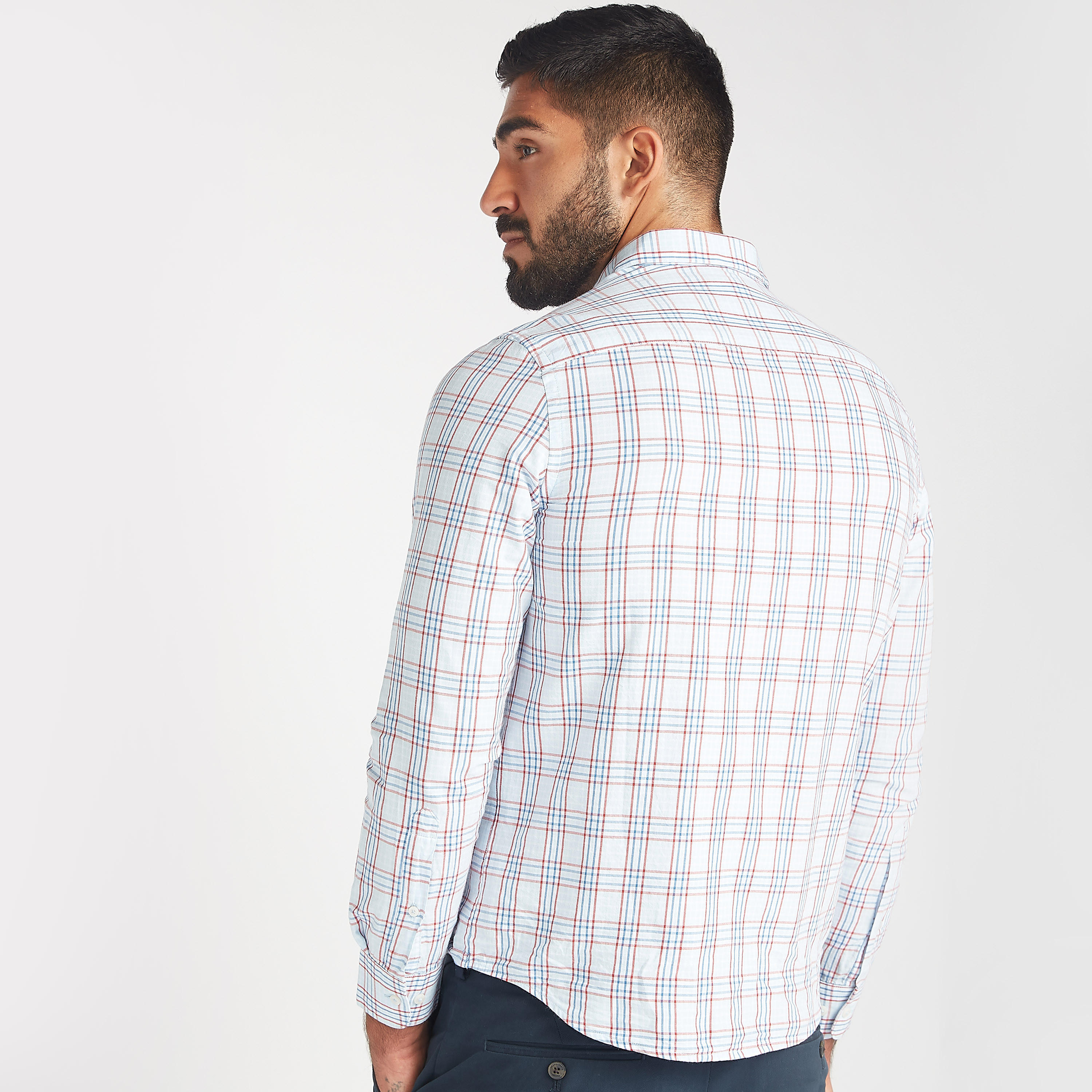 قميص مستدام كاروهات بياقة واسعة وأكمام طويلة-men-clothing-shirts-image-4