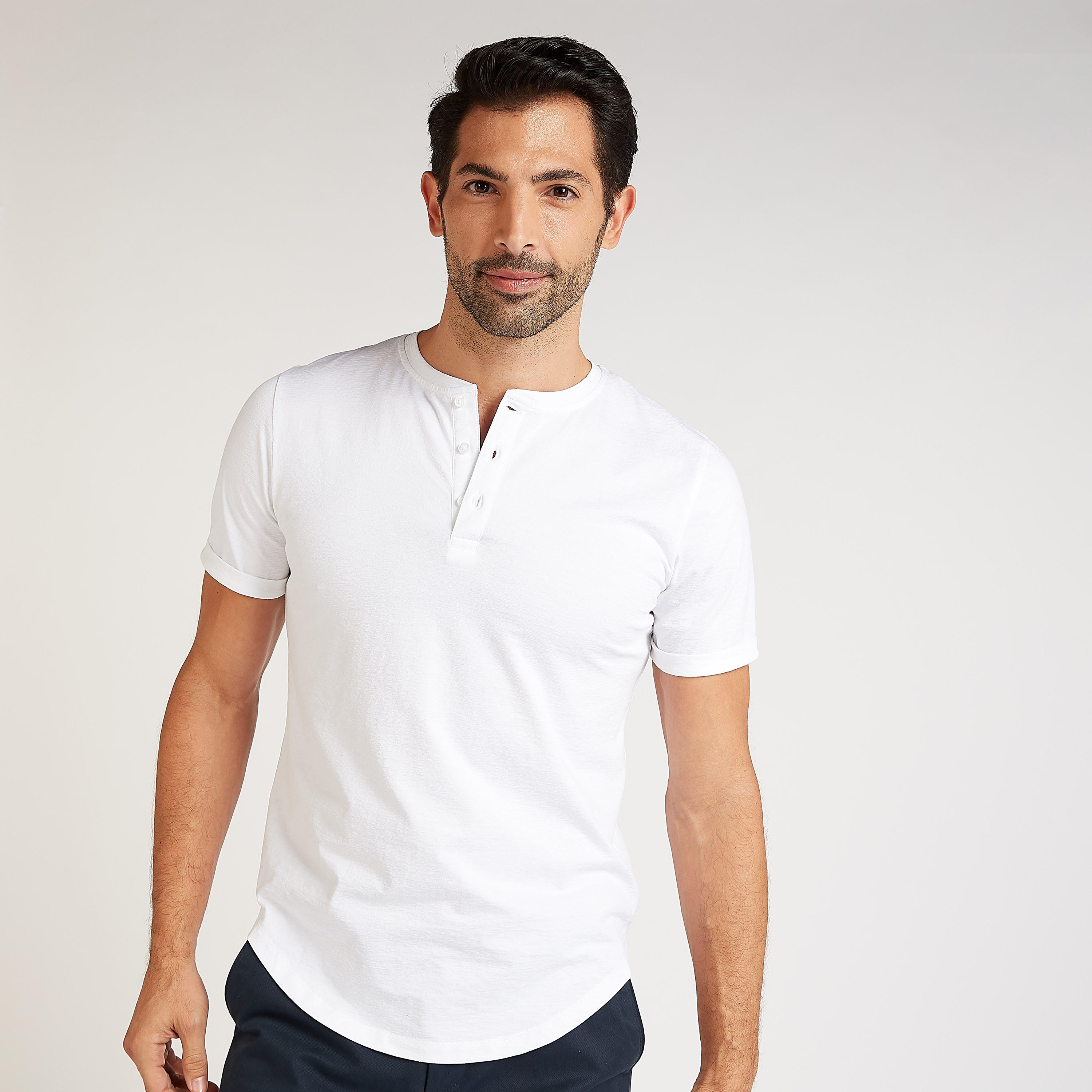 تيشيرت سادة بياقة أزرار وأكمام قصيرة-men-clothing-tshirtsandpolos-tshirts-image-1