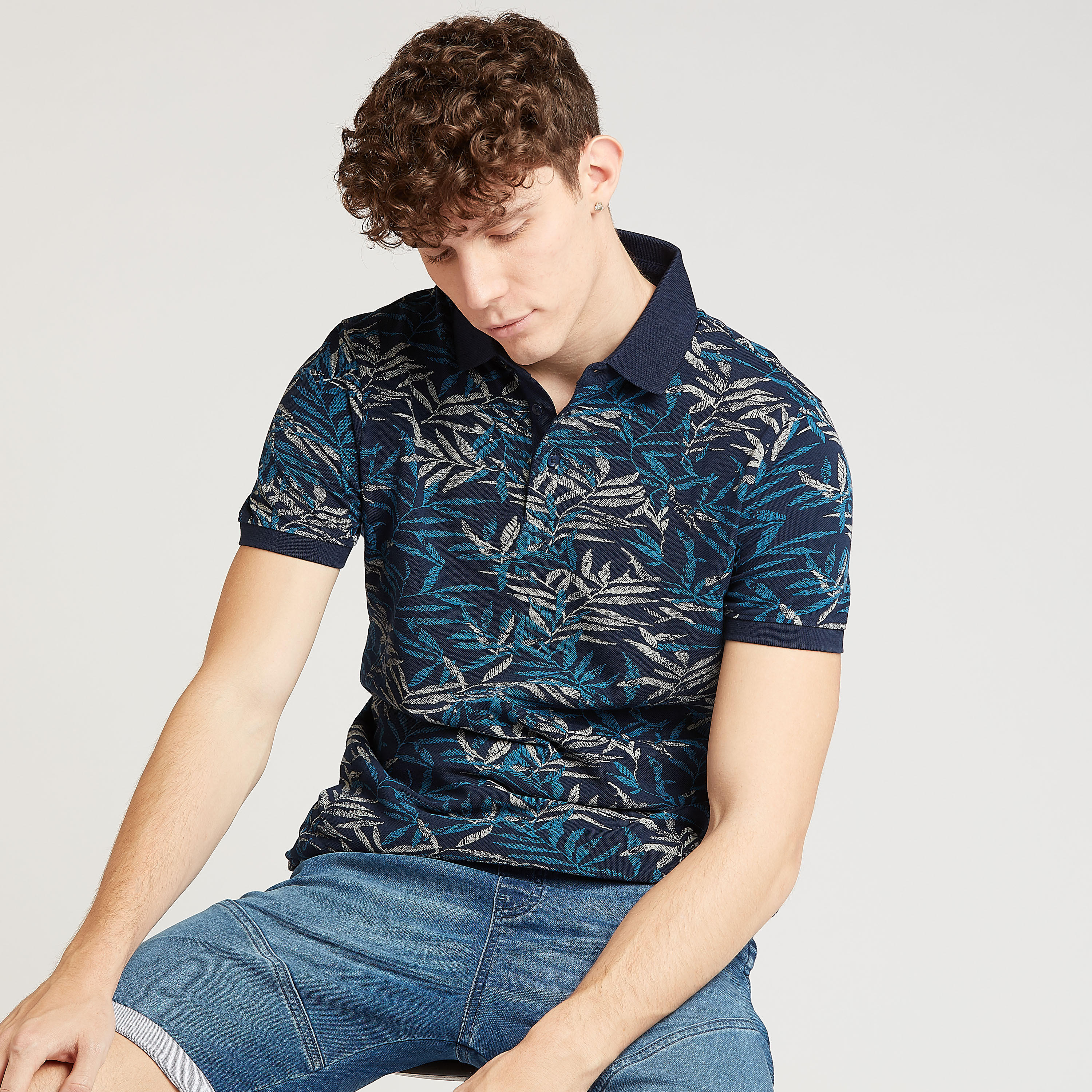 قميص مستدام بولو بطبعات وأكمام قصيرة-men-clothing-tshirtsandpolos-polos-image-1