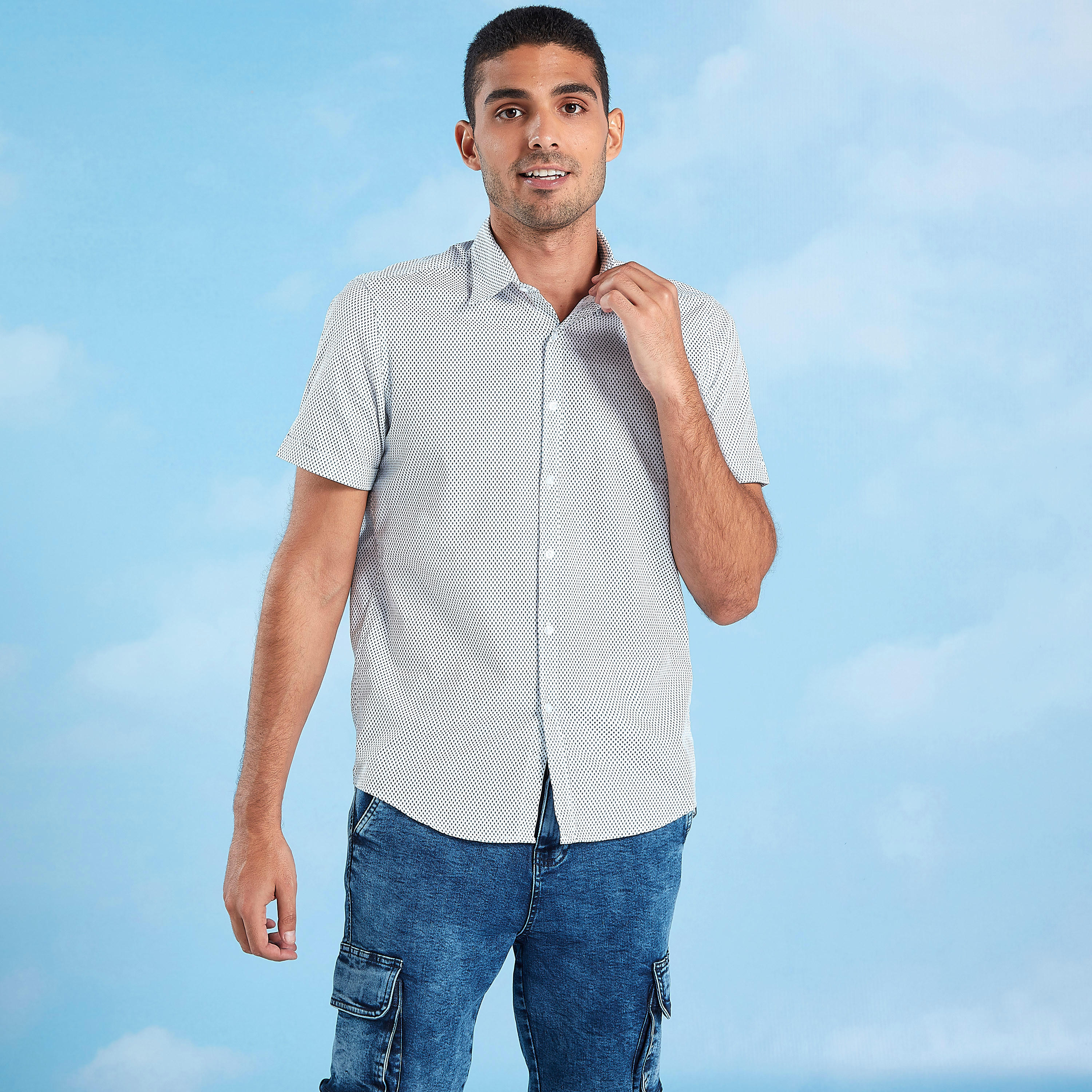 قميص مستدام سليم فيت بطبعات وأكمام قصيرة-men-clothing-shirts-image-1