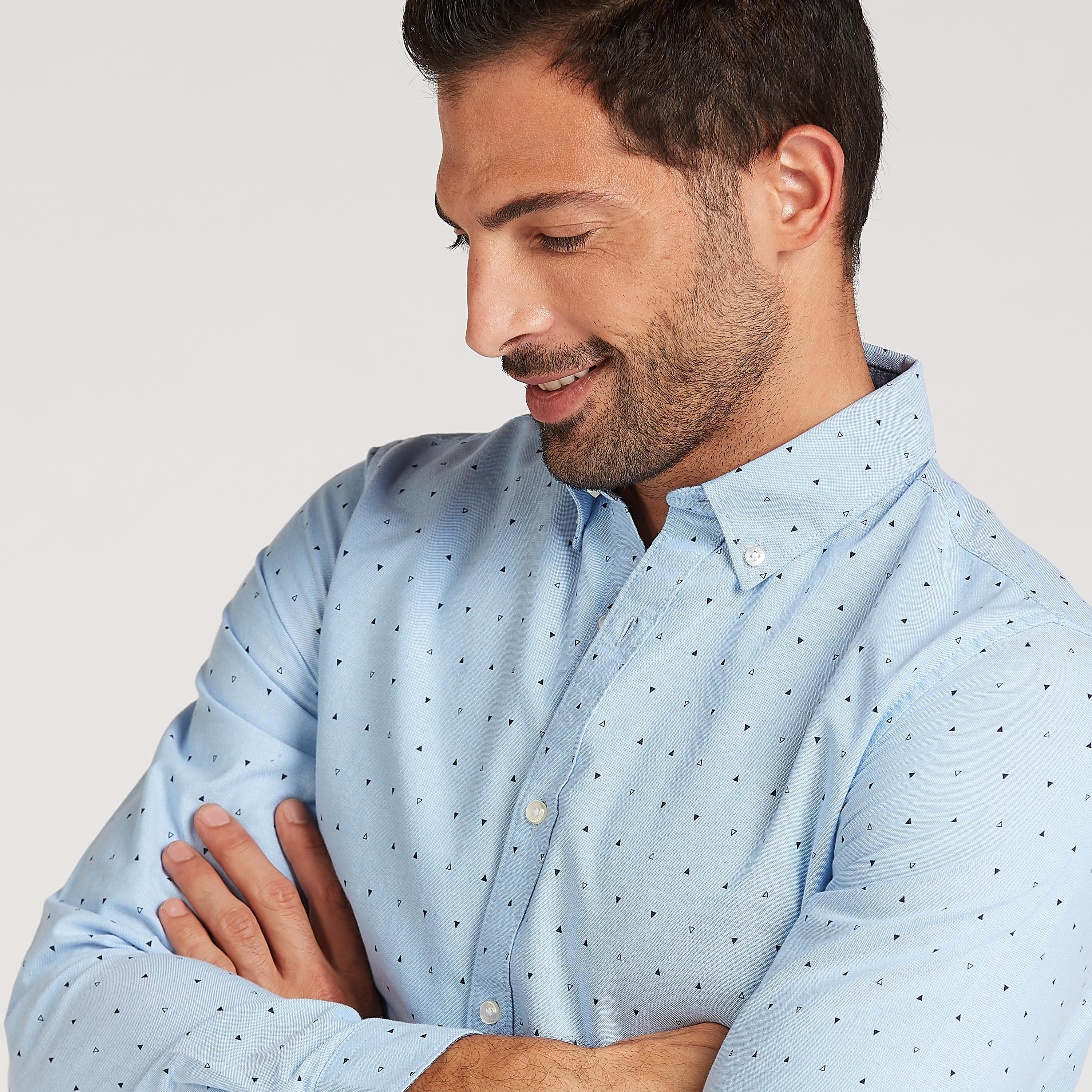 قميص مستدام بياقة عادية وأكمام طويلة وطبعات-men-clothing-shirts-image-3