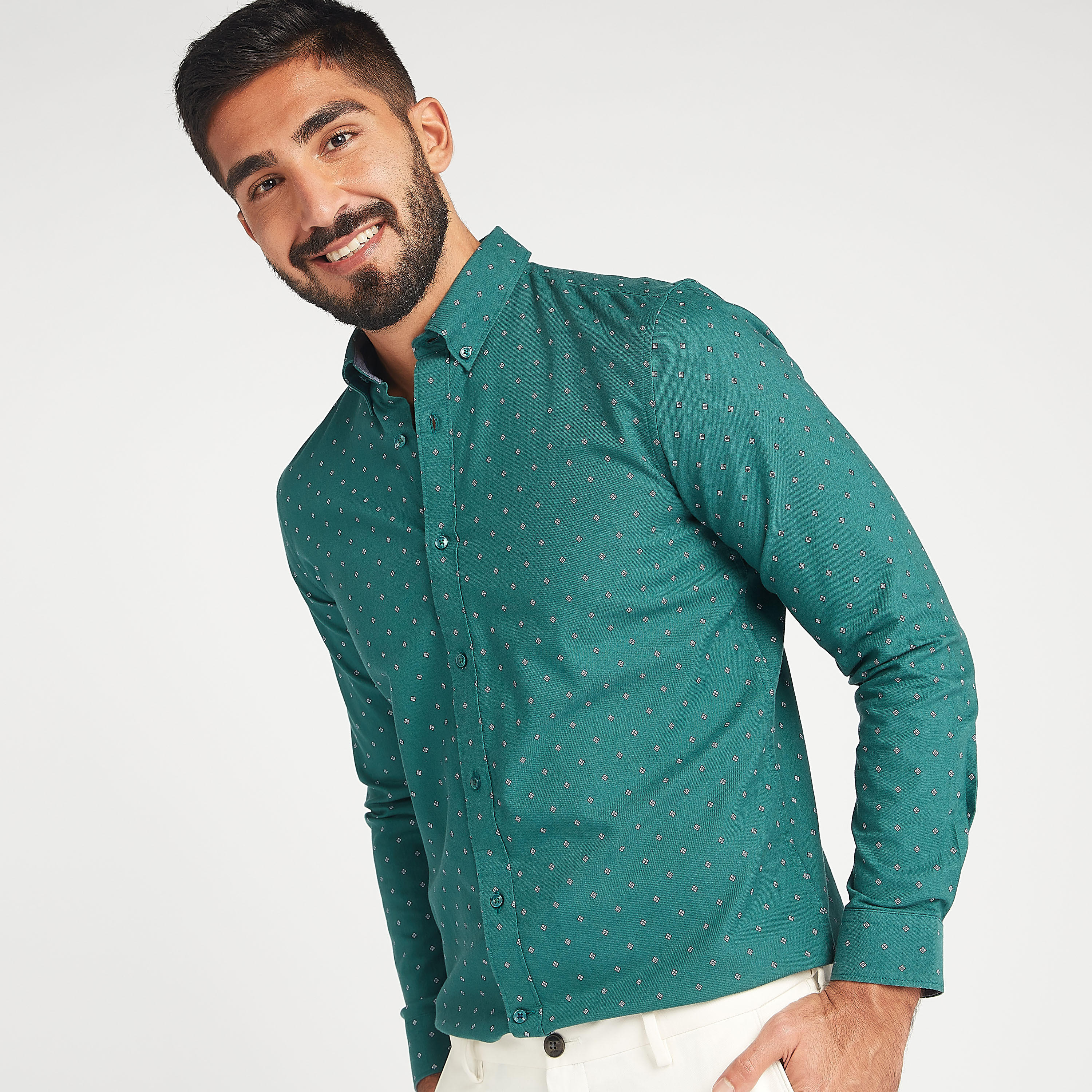 قميص مستدام بياقة عادية وأكمام طويلة وطبعات-men-clothing-shirts-image-1