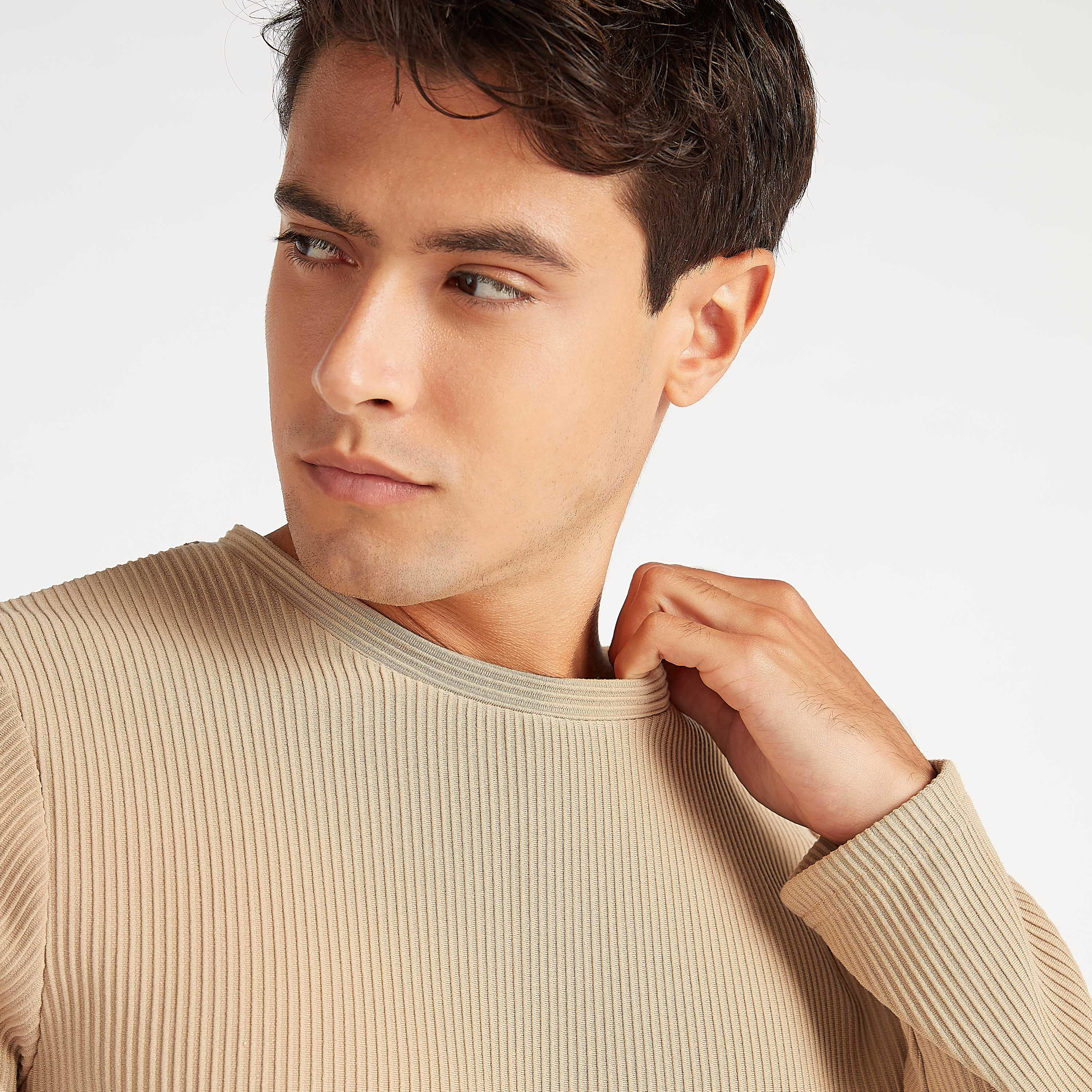 Textured Sweatshirt with Long Sleeves and Crew Neck-men-winterwear-hoodiesandsweatshirts-image-5