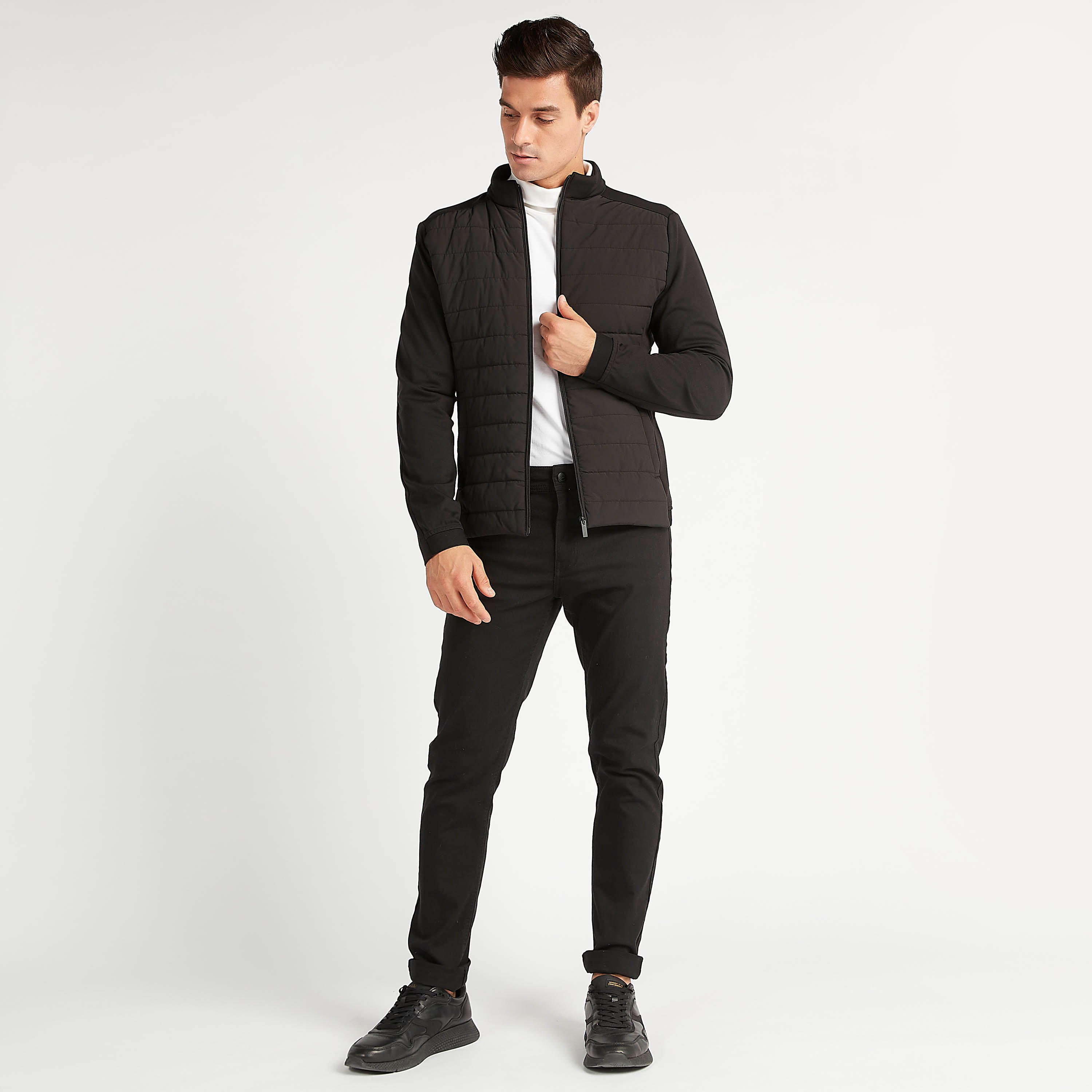 جاكيت مستدام مبطن بسحّاب وياقة عالية وأكمام طويلة-men-clothing-jacketsandblazers-jackets-image-2