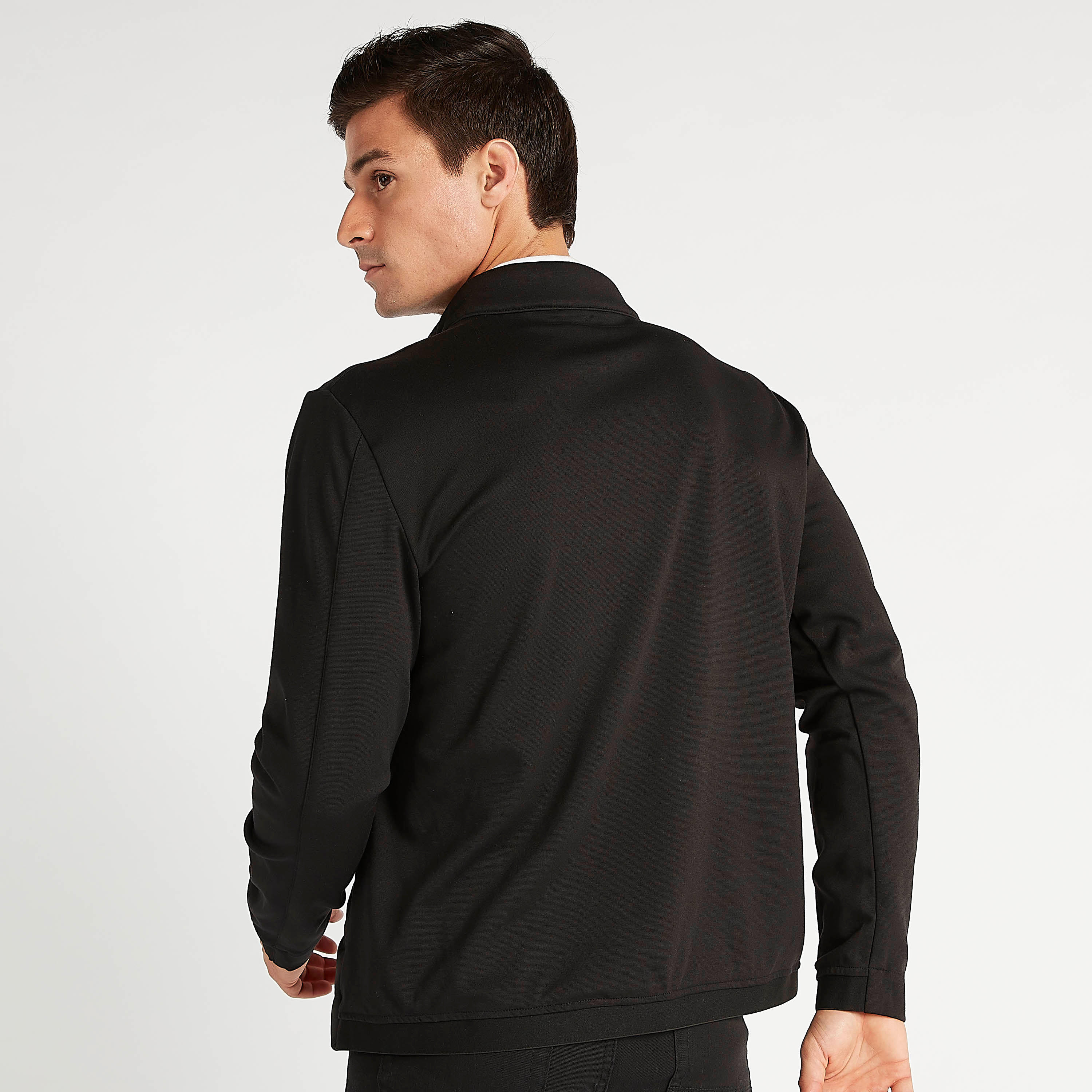 جاكيت مستدام مبطن بسحّاب وياقة عالية وأكمام طويلة-men-clothing-jacketsandblazers-jackets-image-4