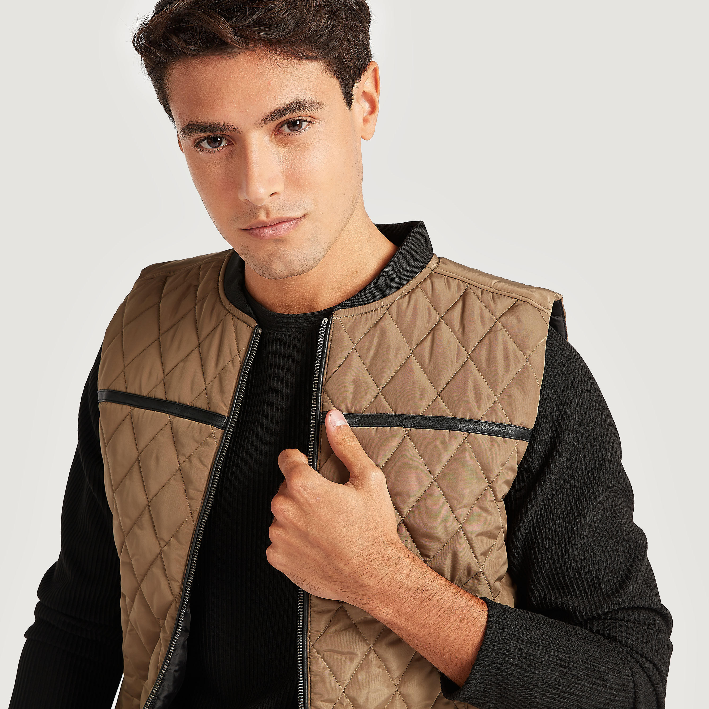 Sustainable Quilted Zip Through Gilet with Pockets-men-clothing-jacketsandblazers-jackets-image-2