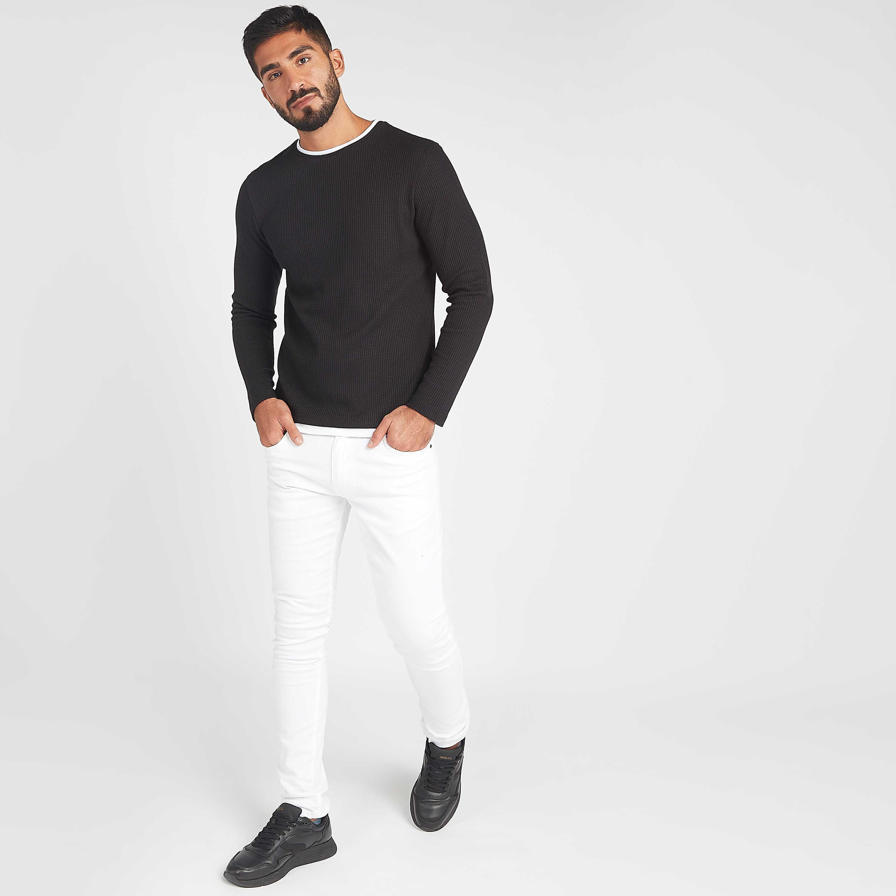 سويت شيرت مستدام بارز الملمس بياقة ضيّقة وأكمام طويلة-men-winterwear-hoodiesandsweatshirts-image-3