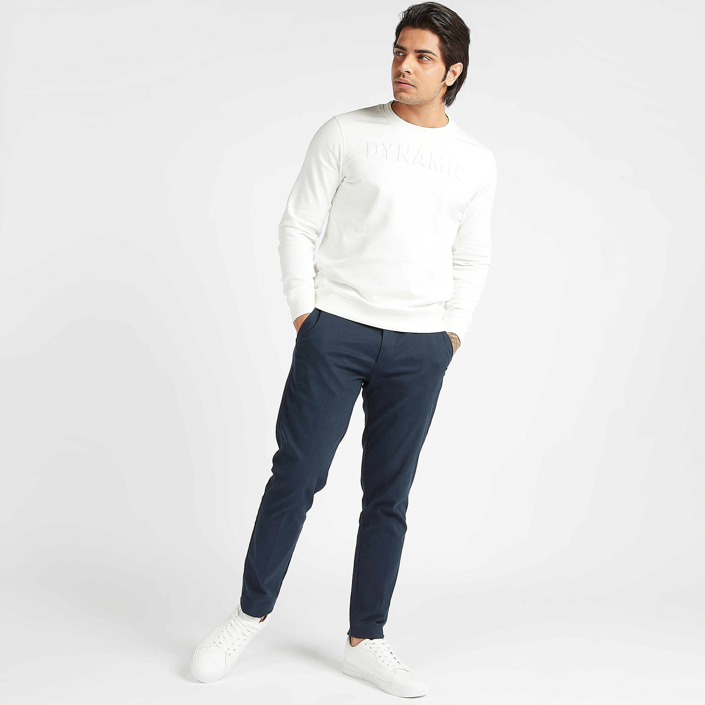 سويت شيرت مستدام منقوش بياقة ضيقة وأكمام طويلة-men-winterwear-hoodiesandsweatshirts-image-2