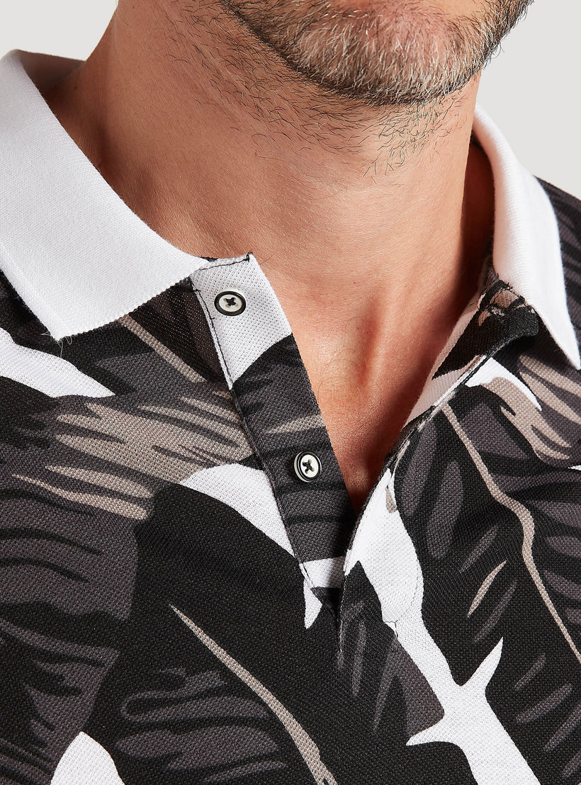 تيشيرت بولو بأكمام قصيرة وطبعات-men-clothing-tshirtsandpolos-polos-image-4