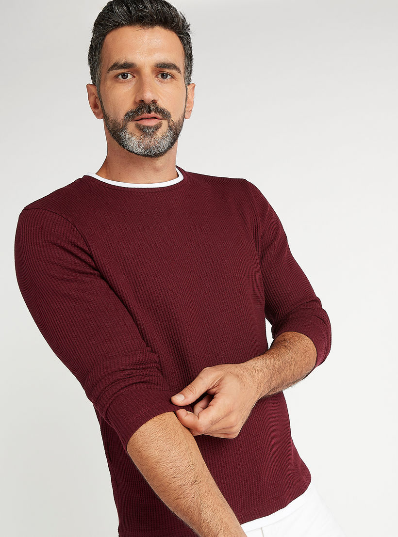 سويت شيرت بارز الملمس بياقة ضيّقة وأكمام طويلة-men-clothing-tshirtsandpolos-tshirts-image-5