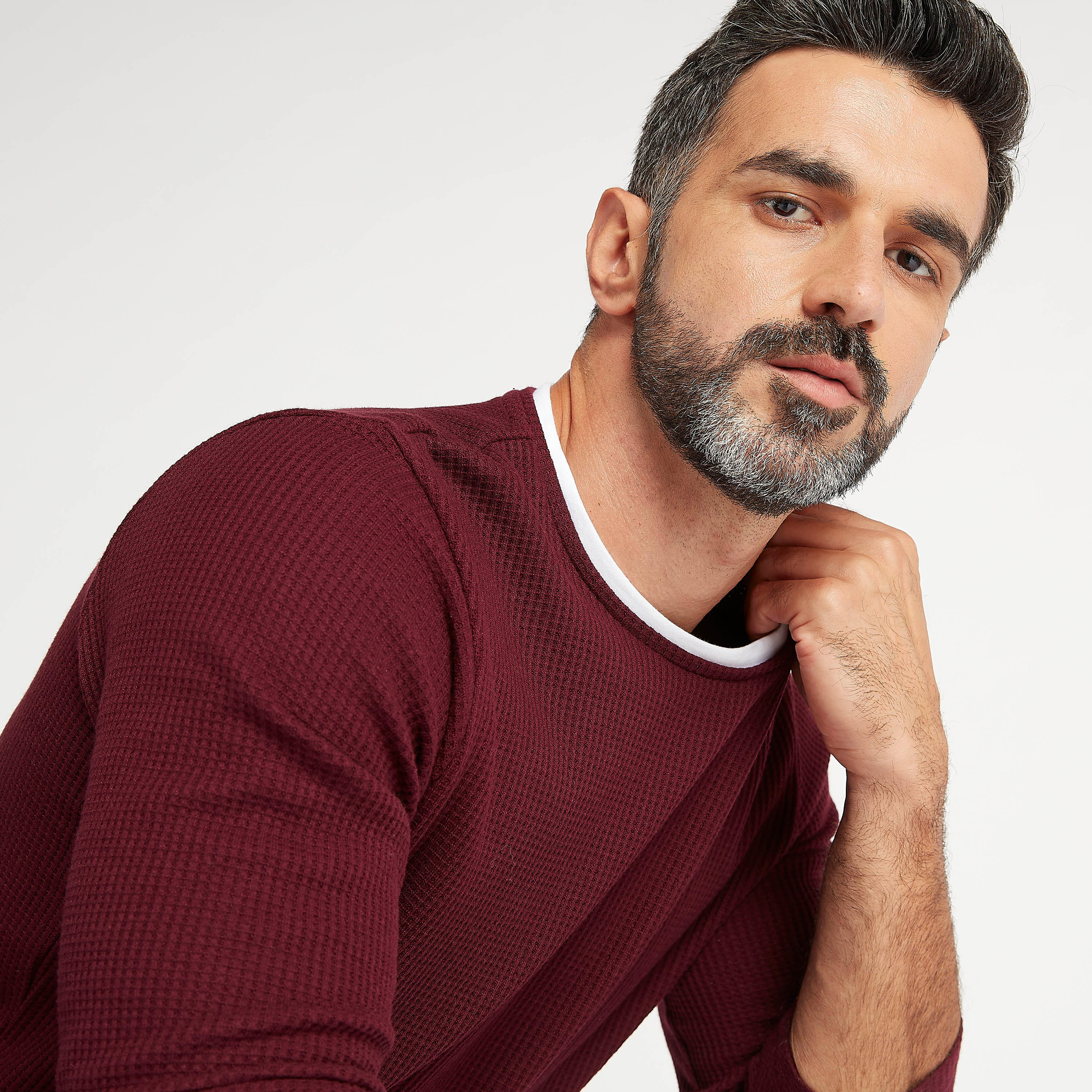 سويت شيرت بارز الملمس بياقة ضيّقة وأكمام طويلة-men-clothing-tshirtsandpolos-tshirts-image-3