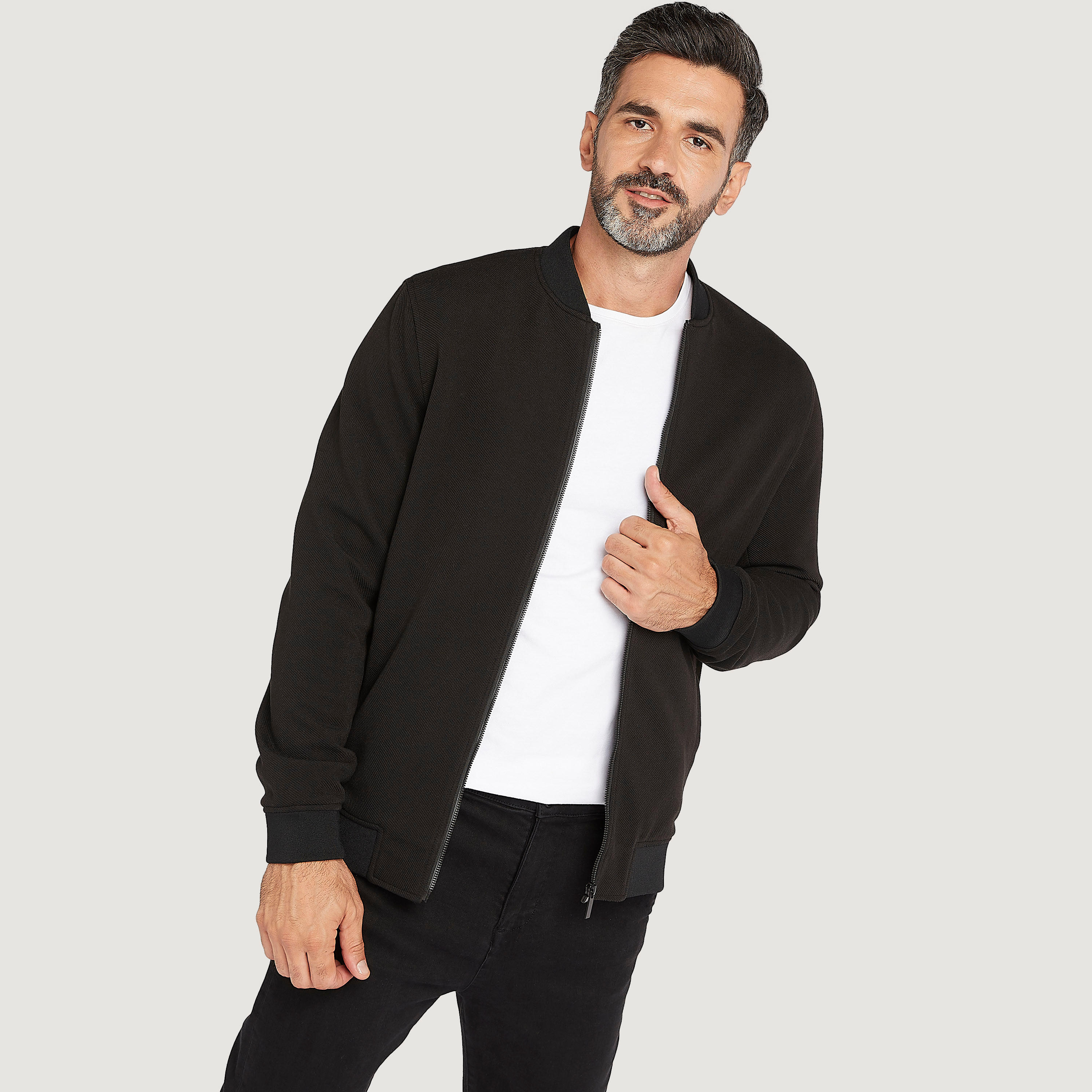 جاكيت بارز الملمس بأكمام طويلة وسحّاب-men-clothing-jacketsandblazers-jackets-image-6