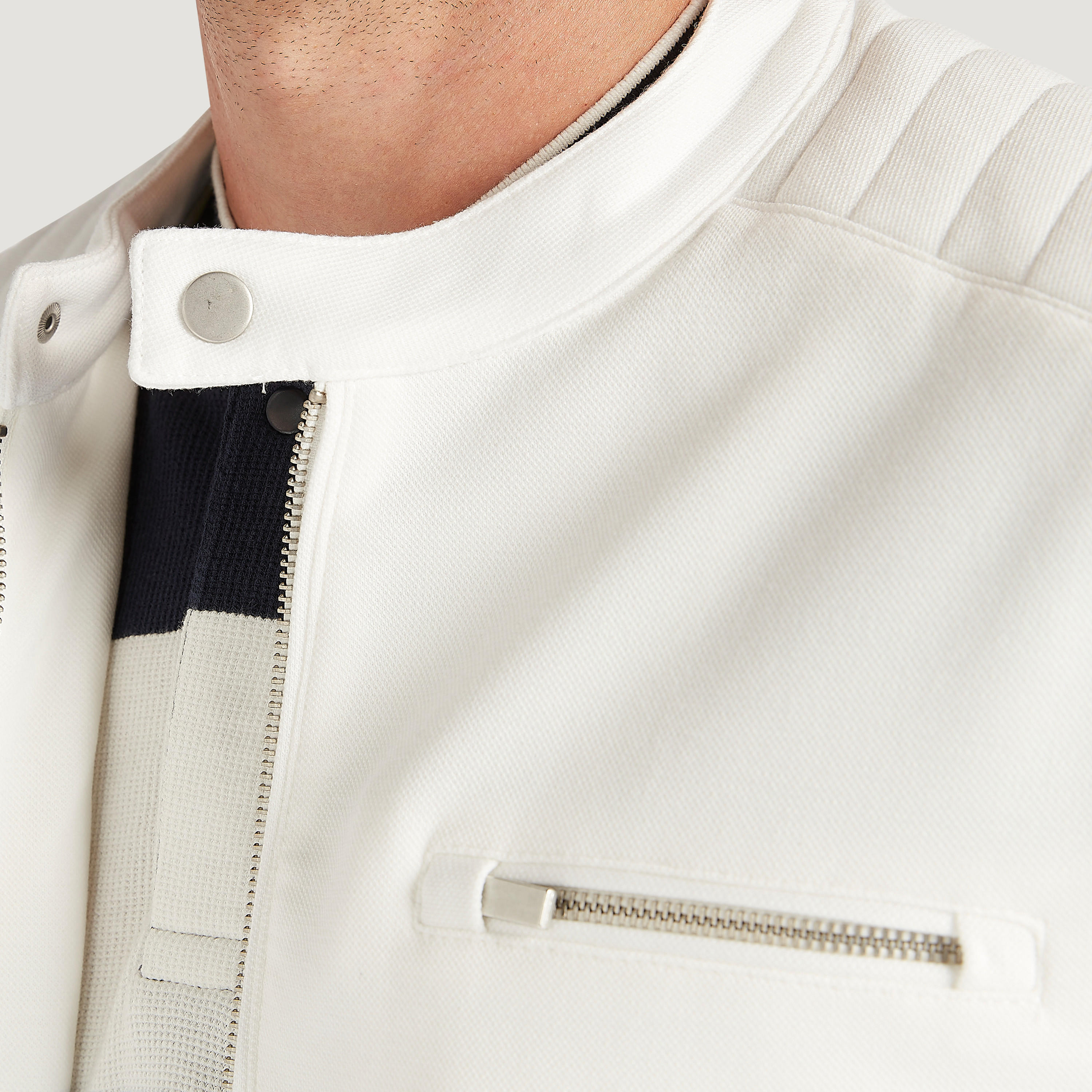 Solid Lightweight Jacket with Zip Closure and Pockets-men-clothing-jacketsandblazers-jackets-image-5