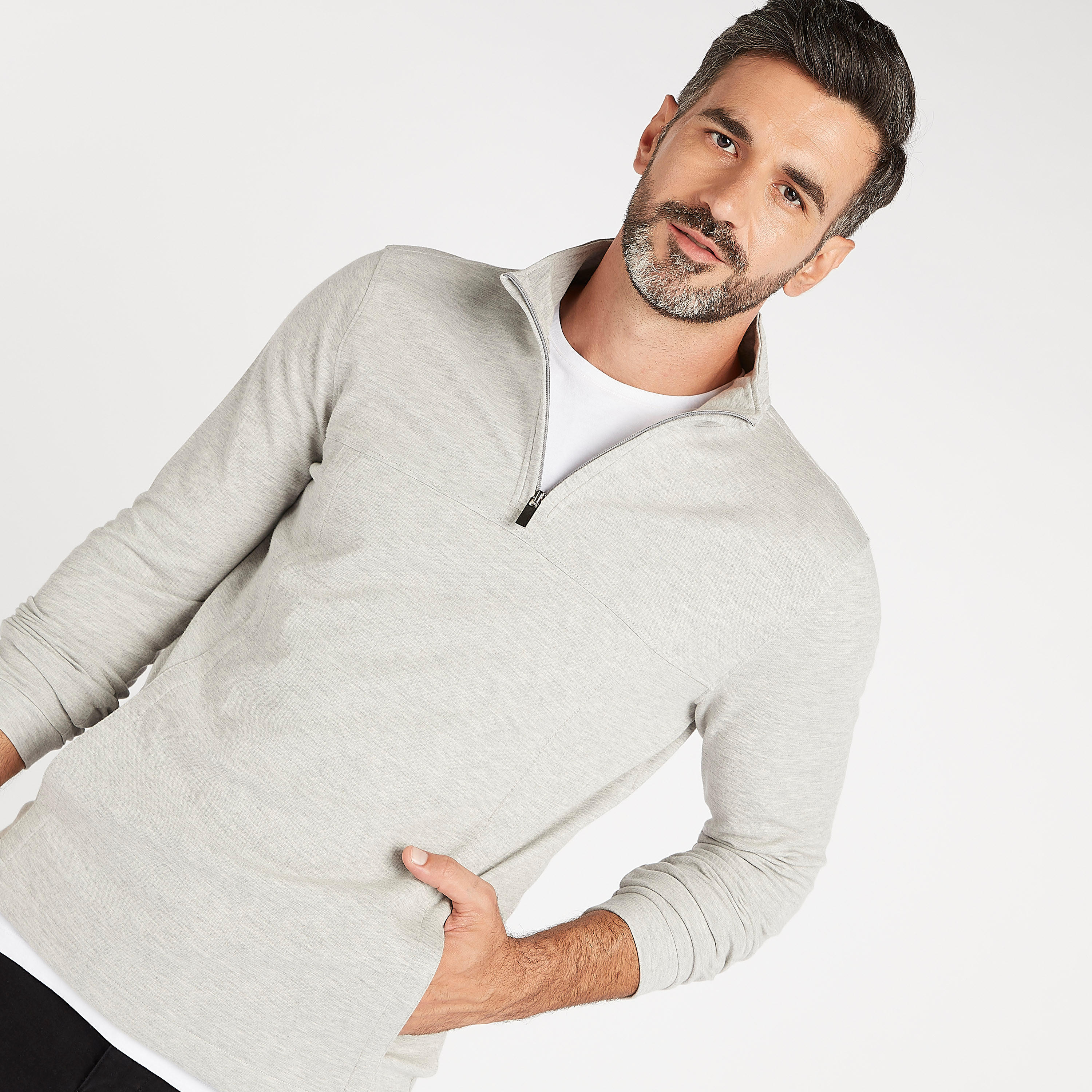 سويت شيرت بارز الملمس بياقة نصف سحاب وأكمام طويلة-men-winterwear-hoodiesandsweatshirts-image-1