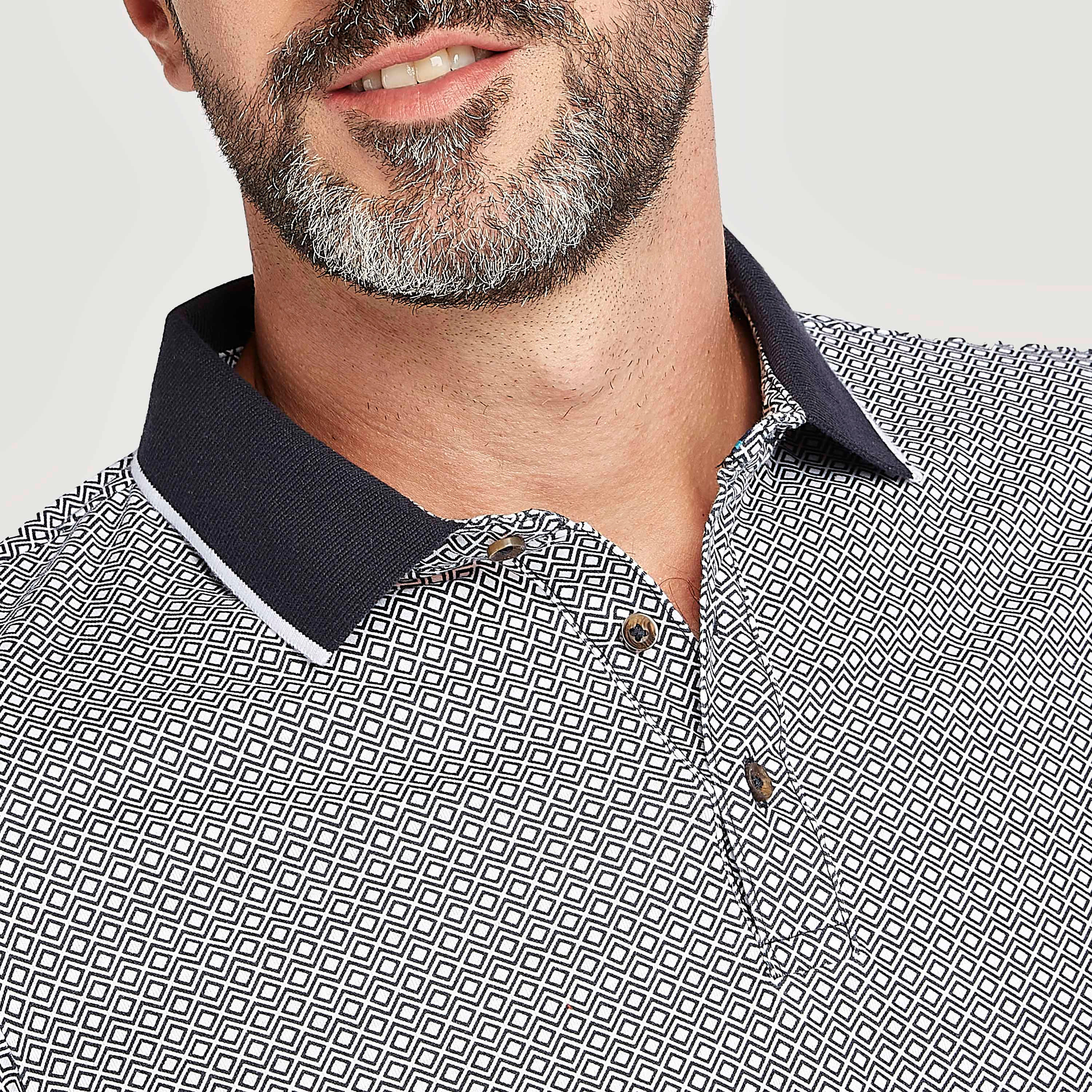 تيشيرت بولو بقصّة سليم وأكمام قصيرة وطبعات-men-clothing-tshirtsandpolos-polos-image-3