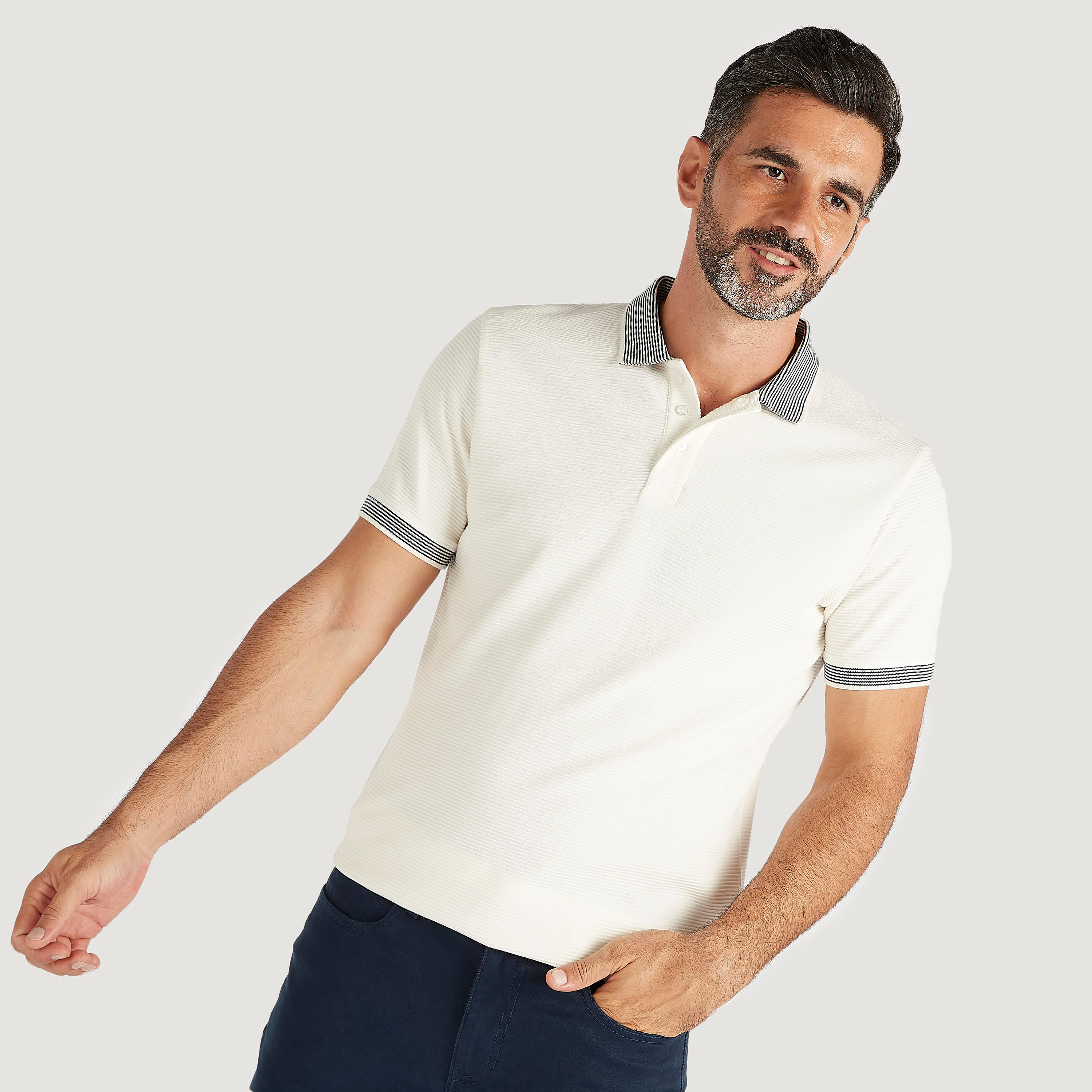 تيشيرت بولو بارز الملمس بأكمام قصيرة-men-clothing-tshirtsandpolos-polos-image-1