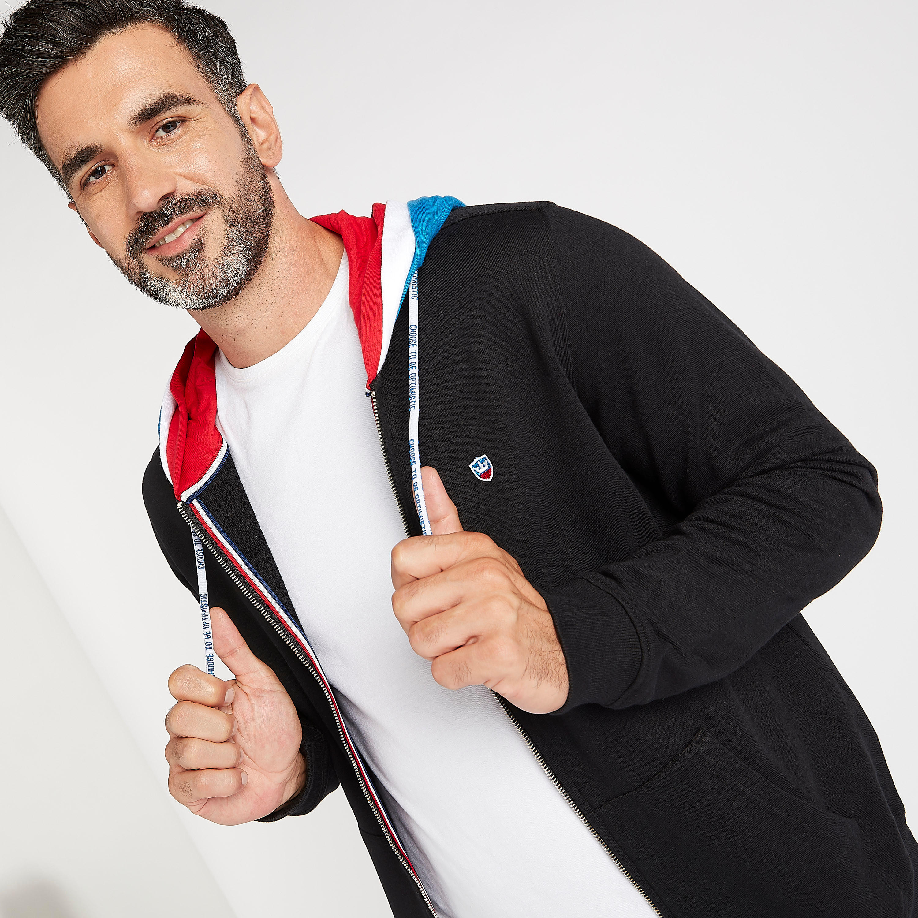 هودي سادة بسحّاب وأكمام طويلة وجيوب-men-winterwear-hoodiesandsweatshirts-image-4
