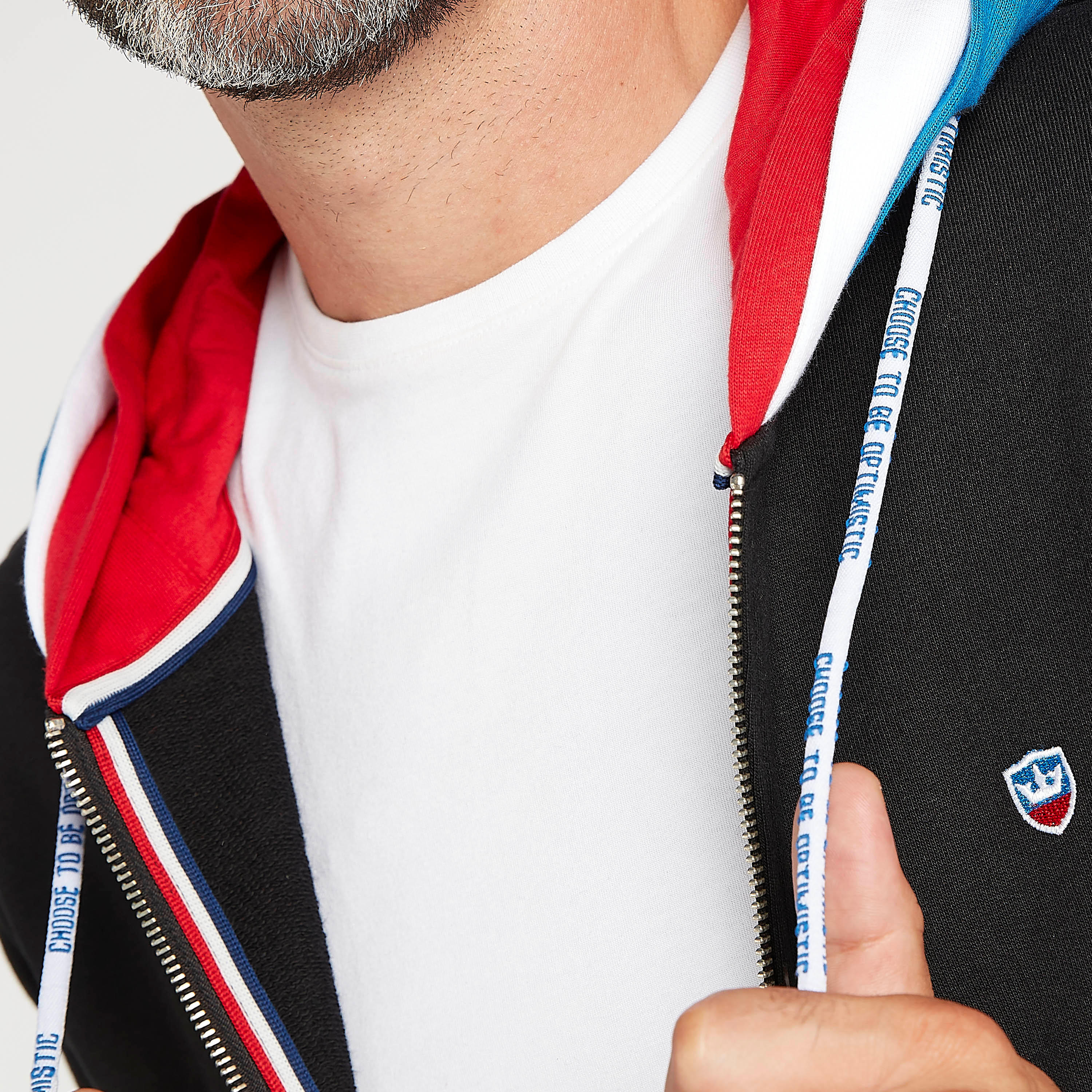 هودي سادة بسحّاب وأكمام طويلة وجيوب-men-winterwear-hoodiesandsweatshirts-image-2