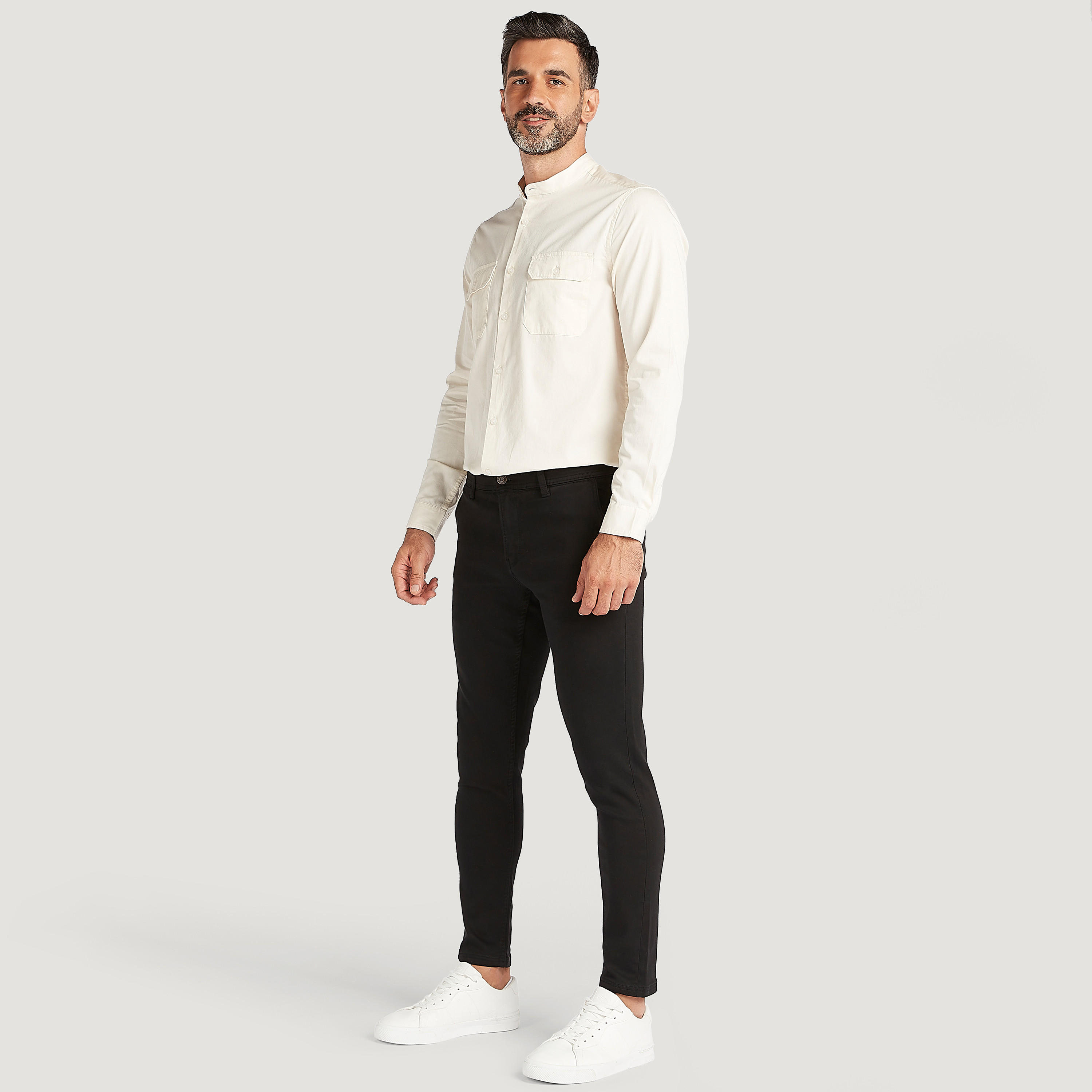 قميص بارز الملمس بياقة ماندارين وأكمام طويلة وجيوب-men-clothing-shirts-image-2