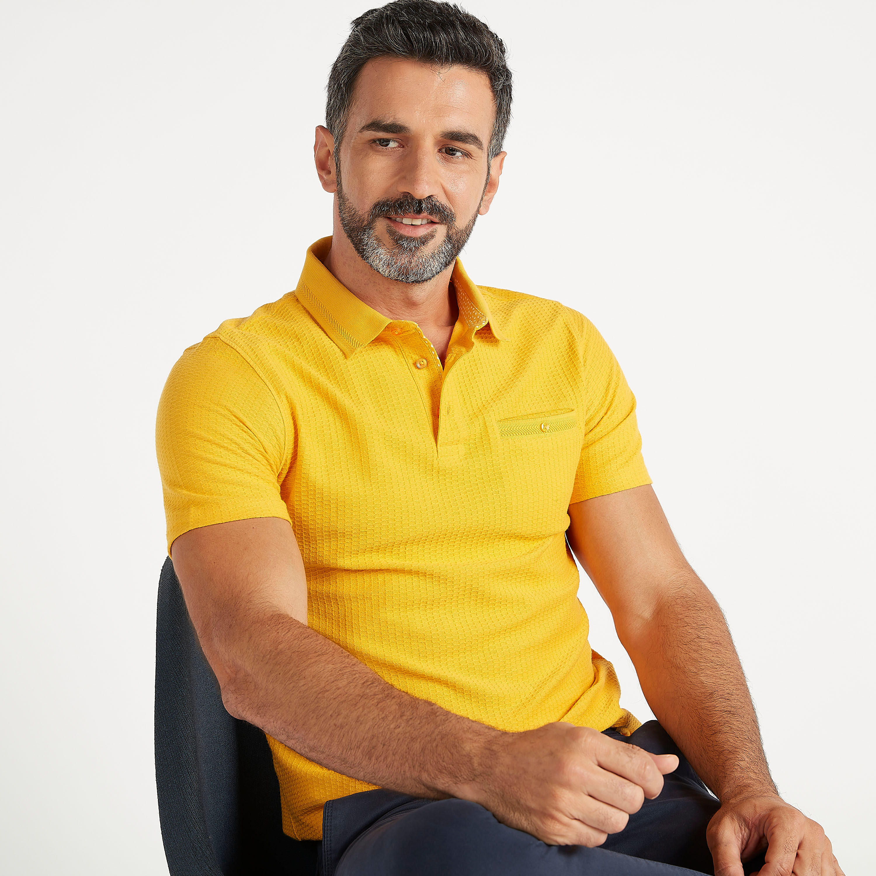 تيشيرت بولو بارز الملمس بأكمام قصيرة-men-clothing-tshirtsandpolos-polos-image-1