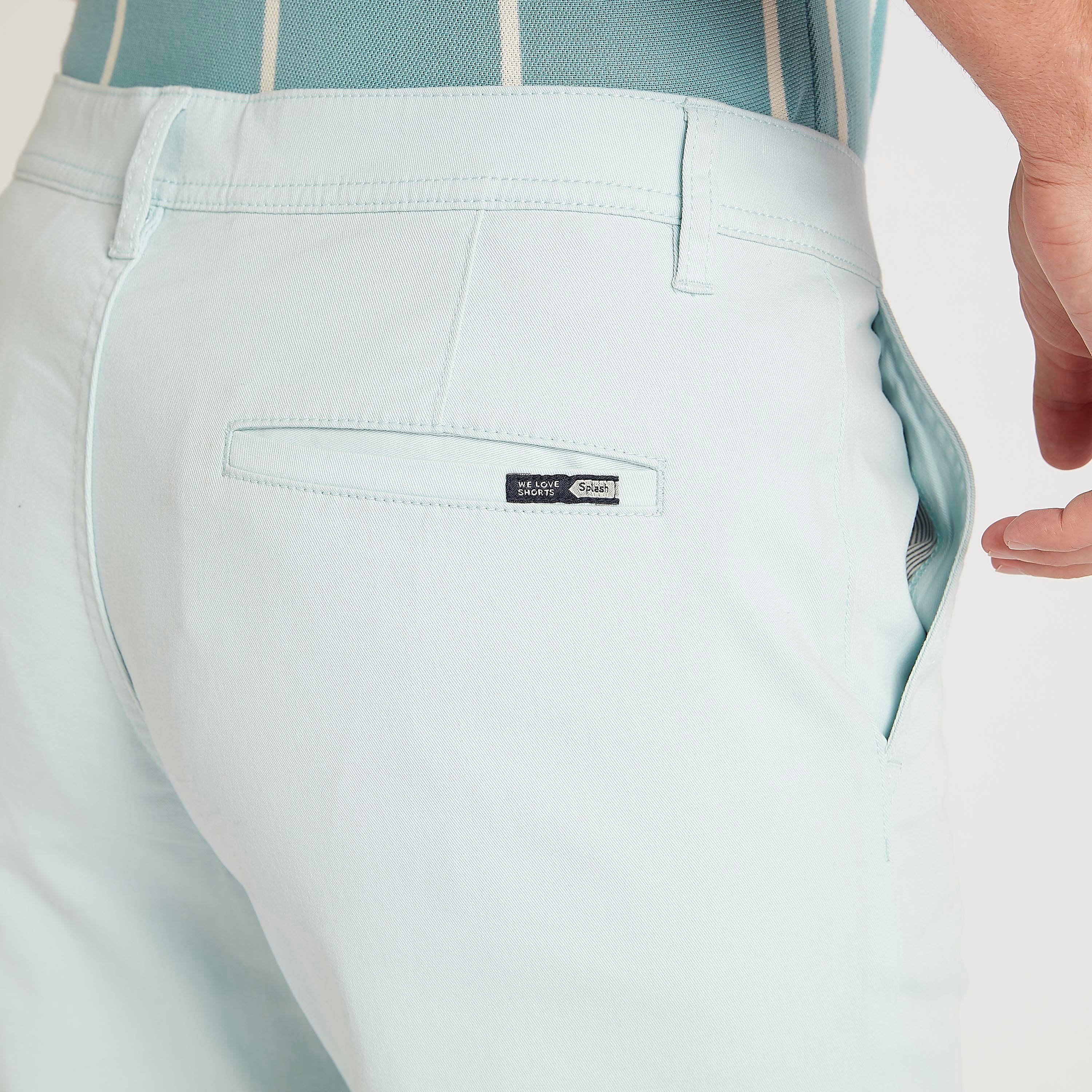 شورت سادة سليم فيت بخصر متوسّط الارتفاع وزر إغلاق-men-clothing-bottoms-shorts-image-3