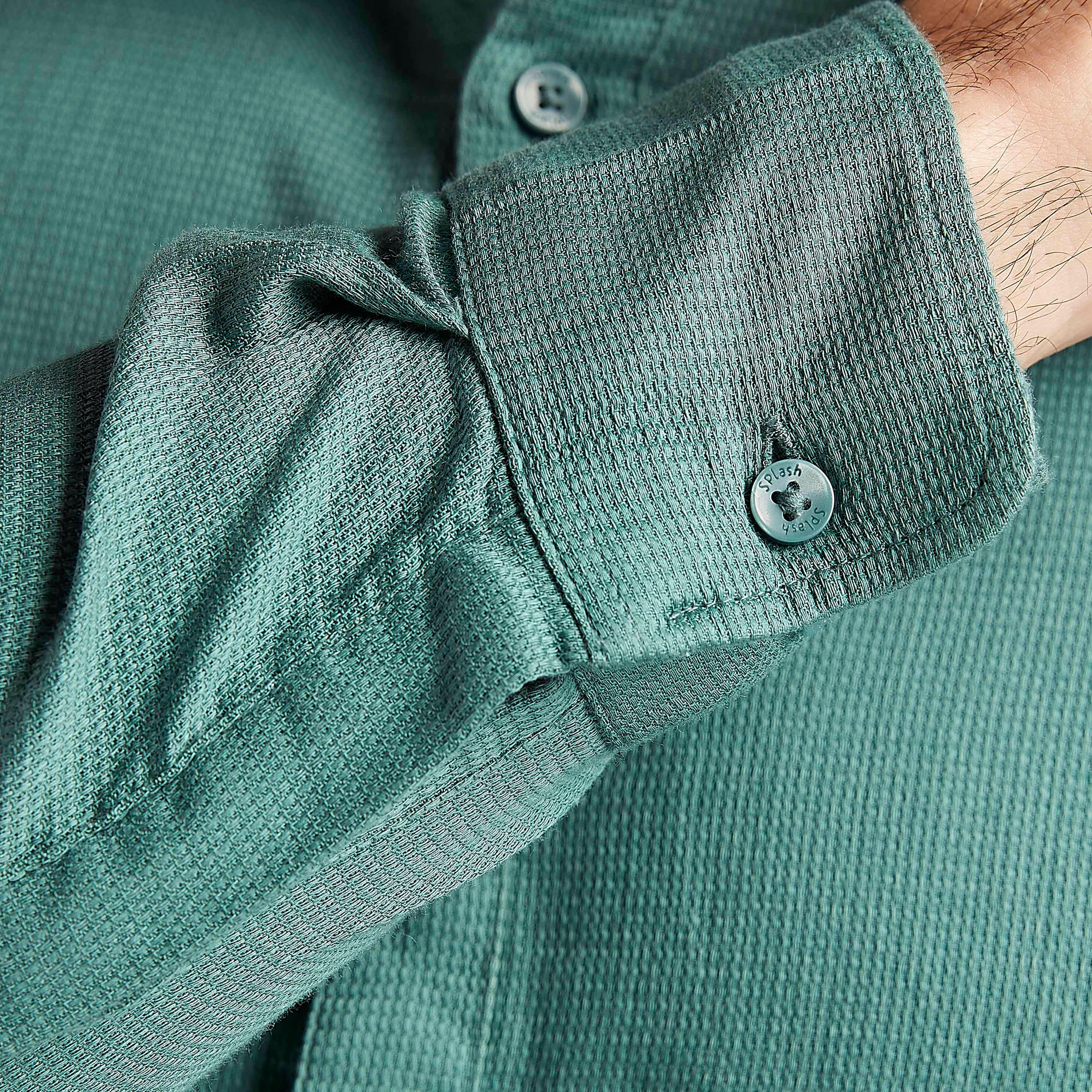 قميص بارز الملمس بياقة ماندارين وأكمام طويلة-men-clothing-shirts-image-6