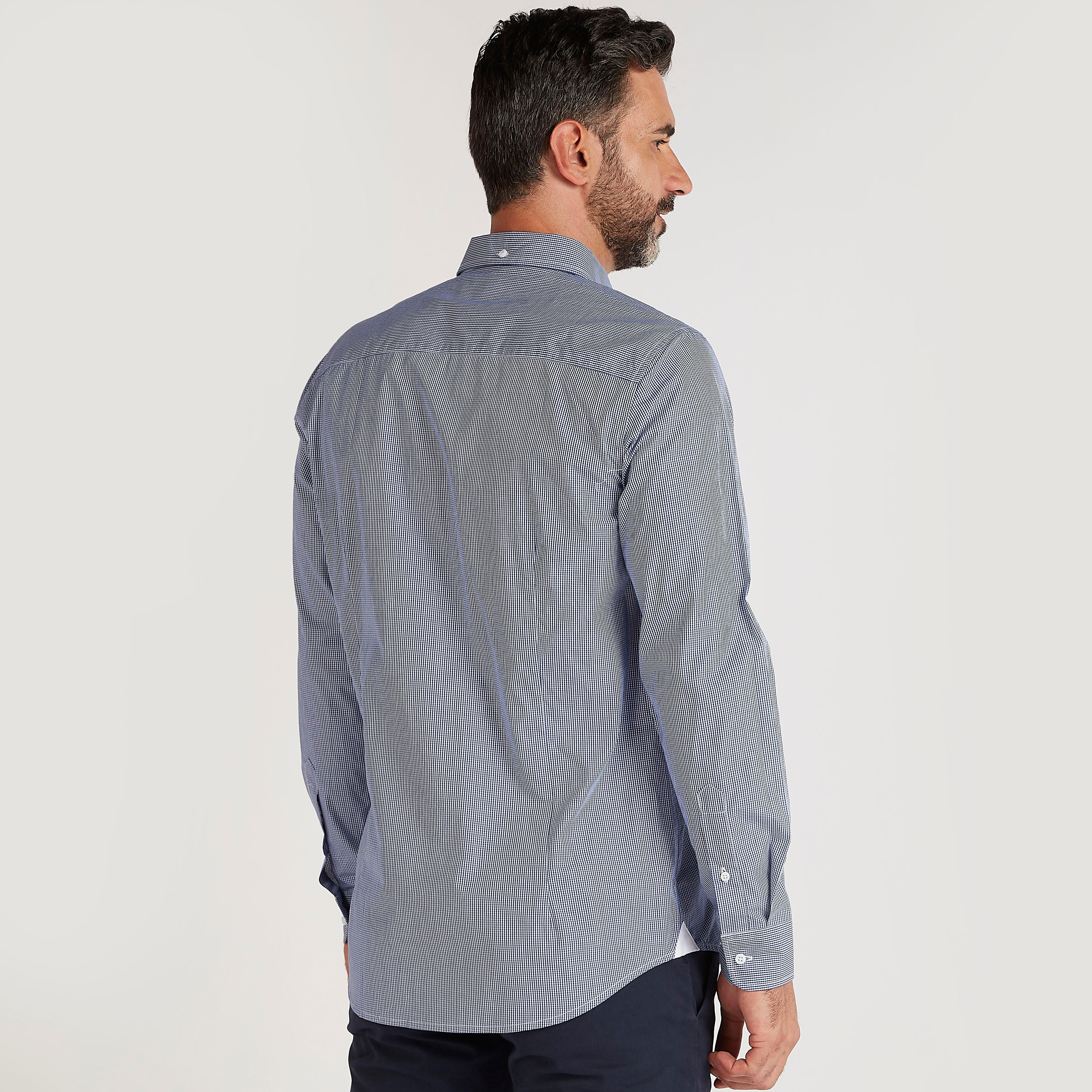 قميص سليم فيت بأكمام طويلة وأطراف منحنية-men-clothing-shirts-image-4