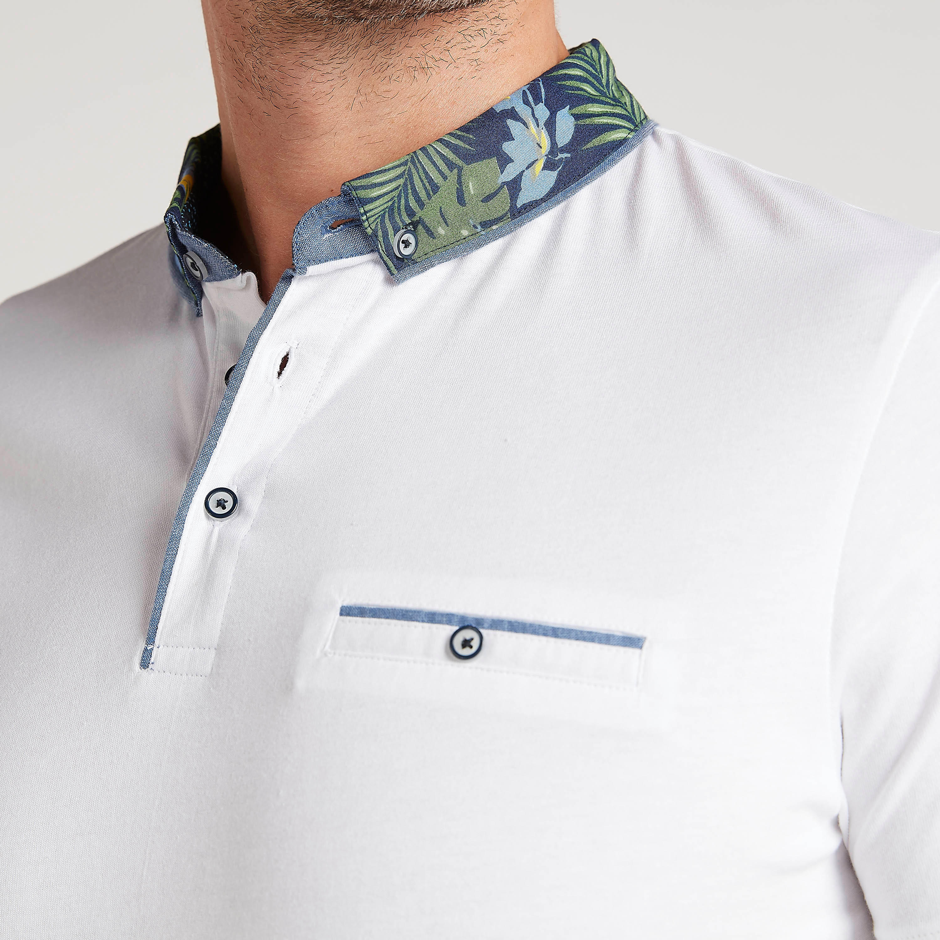 تيشيرت بولو بجيب على صدر وطبعات-men-clothing-tshirtsandpolos-polos-image-2