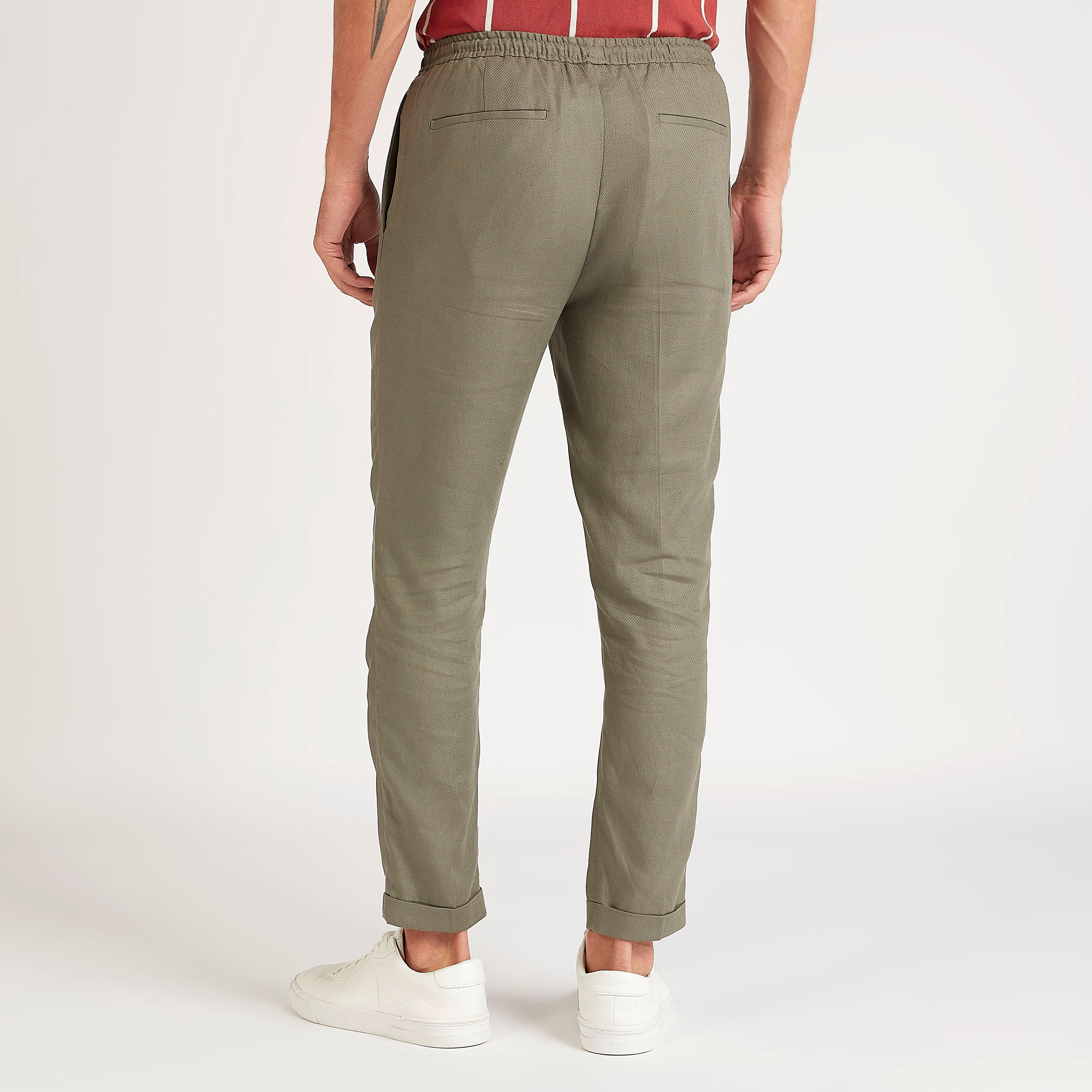 بنطلون بارز الملمس بخصر متوسّط الارتفاع ورباط إغلاق-men-clothing-bottoms-trousersandchinos-trousers-image-2