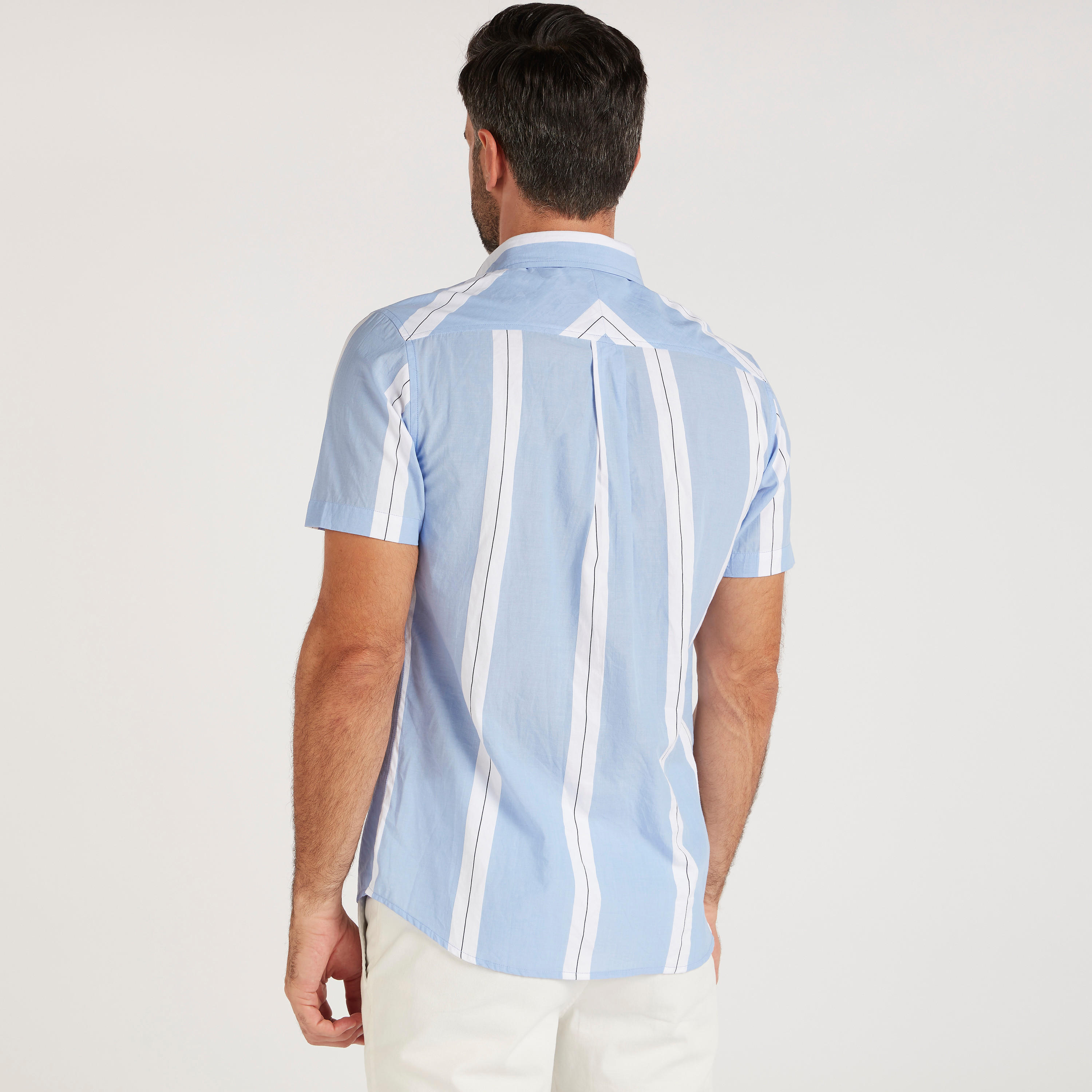 قميص مقلّم بأكمام قصيرة-men-clothing-shirts-image-4