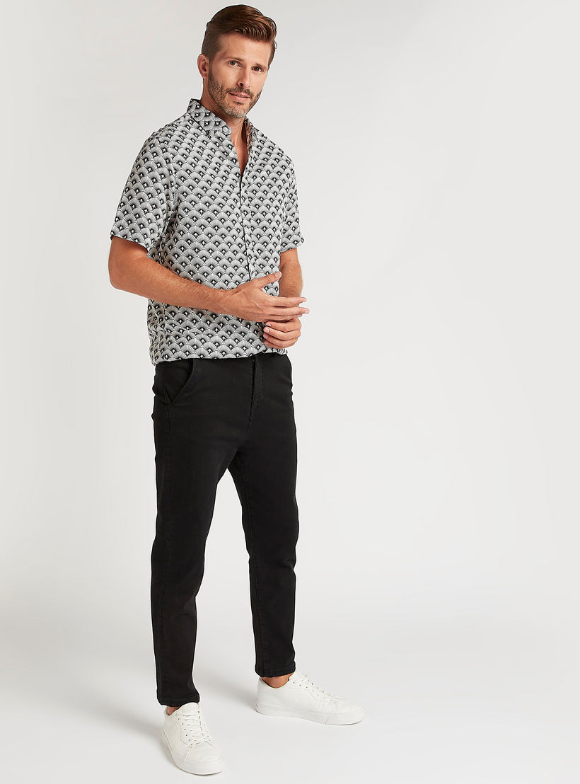 قميص سليم فيت بطبعات وأكمام قصيرة-men-clothing-shirts-image-4