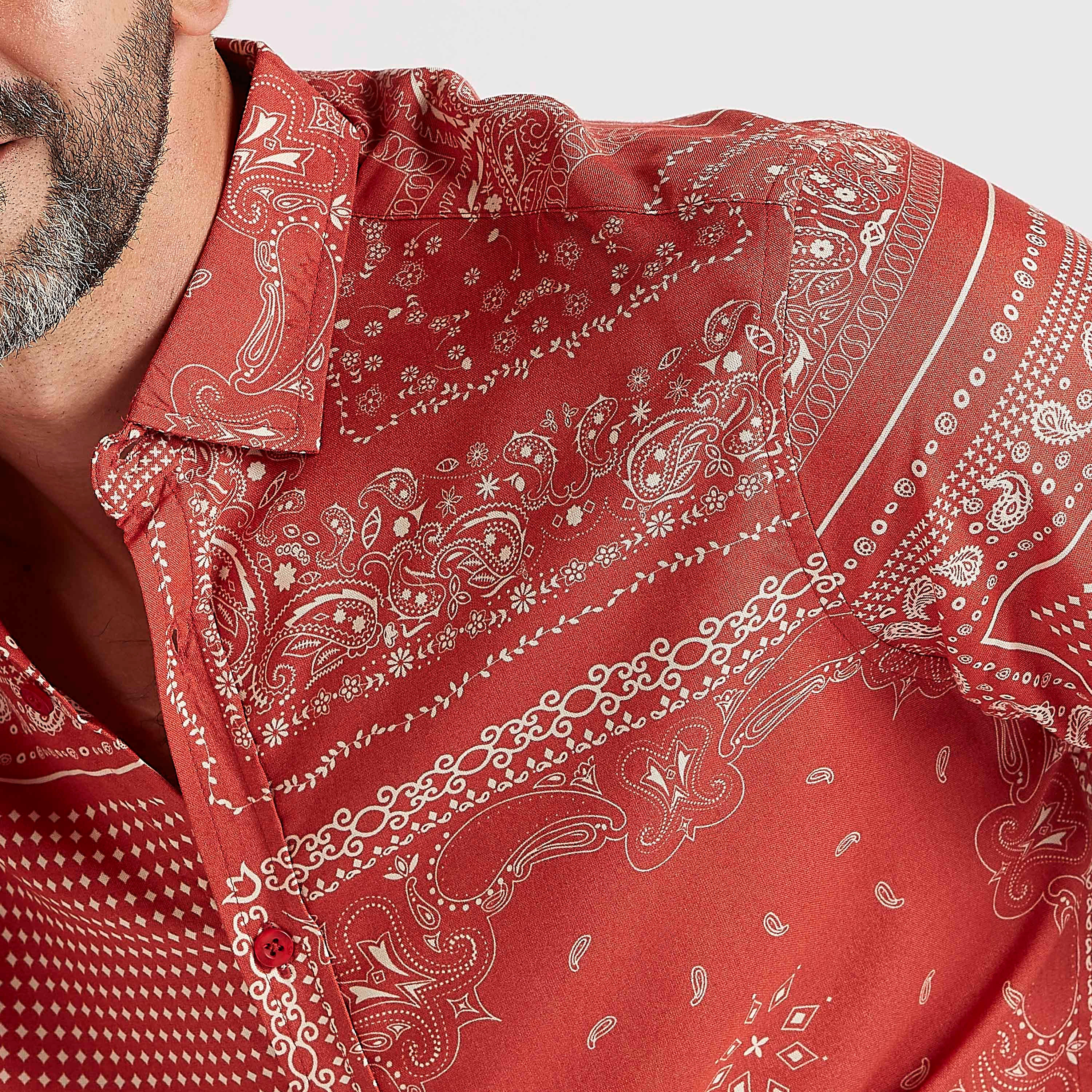 قميص سليم فيت بطبعات وأكمام قصيرة-men-clothing-shirts-image-3