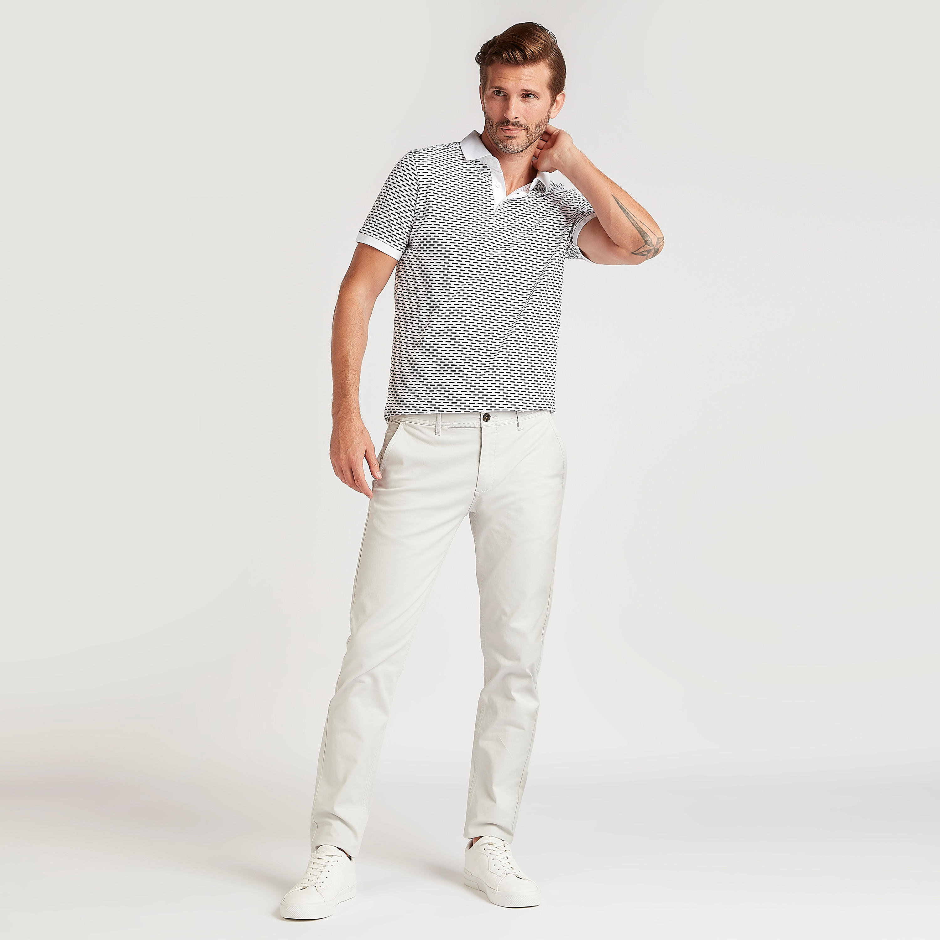 تيشيرت بولو سليم فيت بأكمام قصيرة وطبعات-men-clothing-tshirtsandpolos-polos-image-2