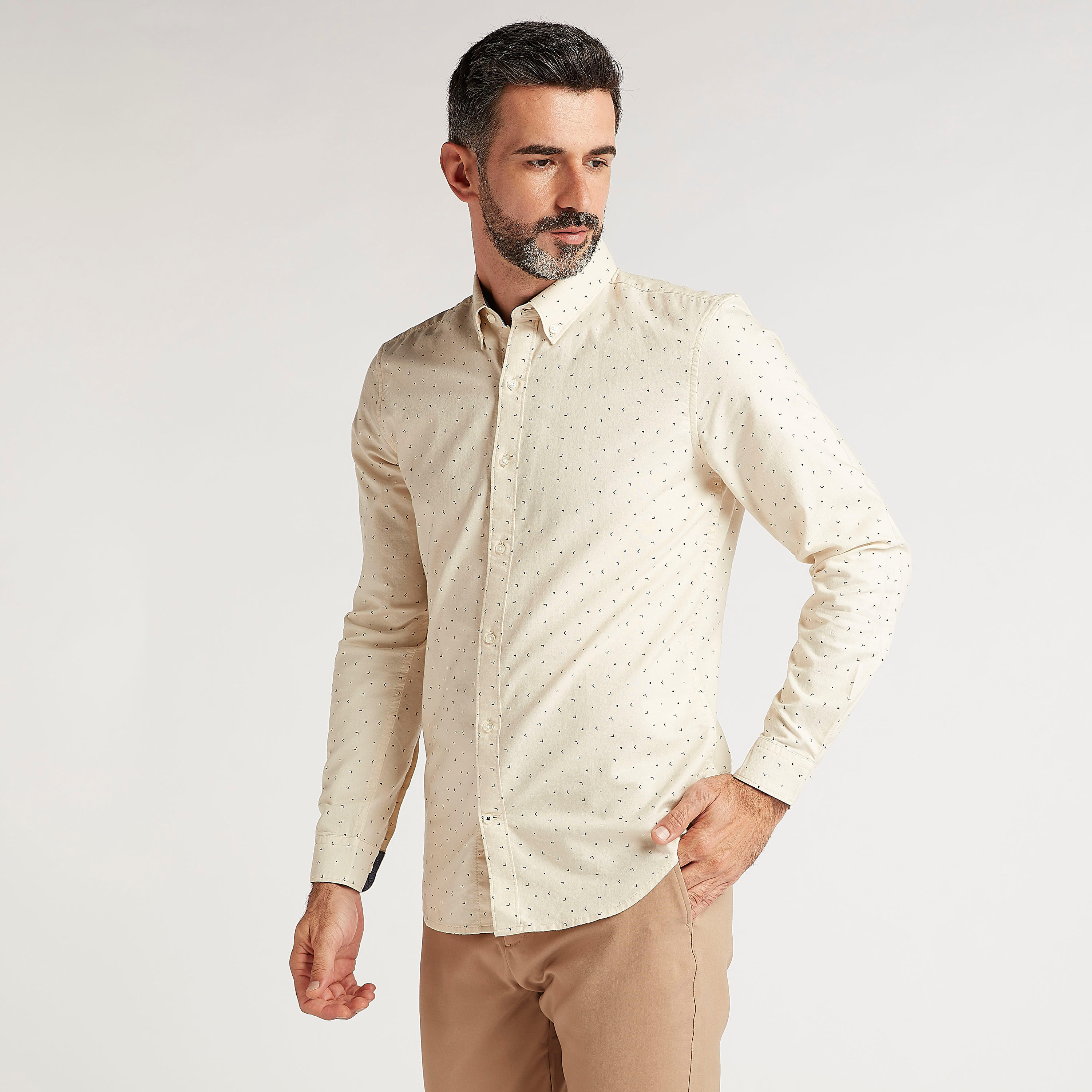 قميص بأكمام طويلة وزر سفلي وطبعات-men-clothing-shirts-image-5