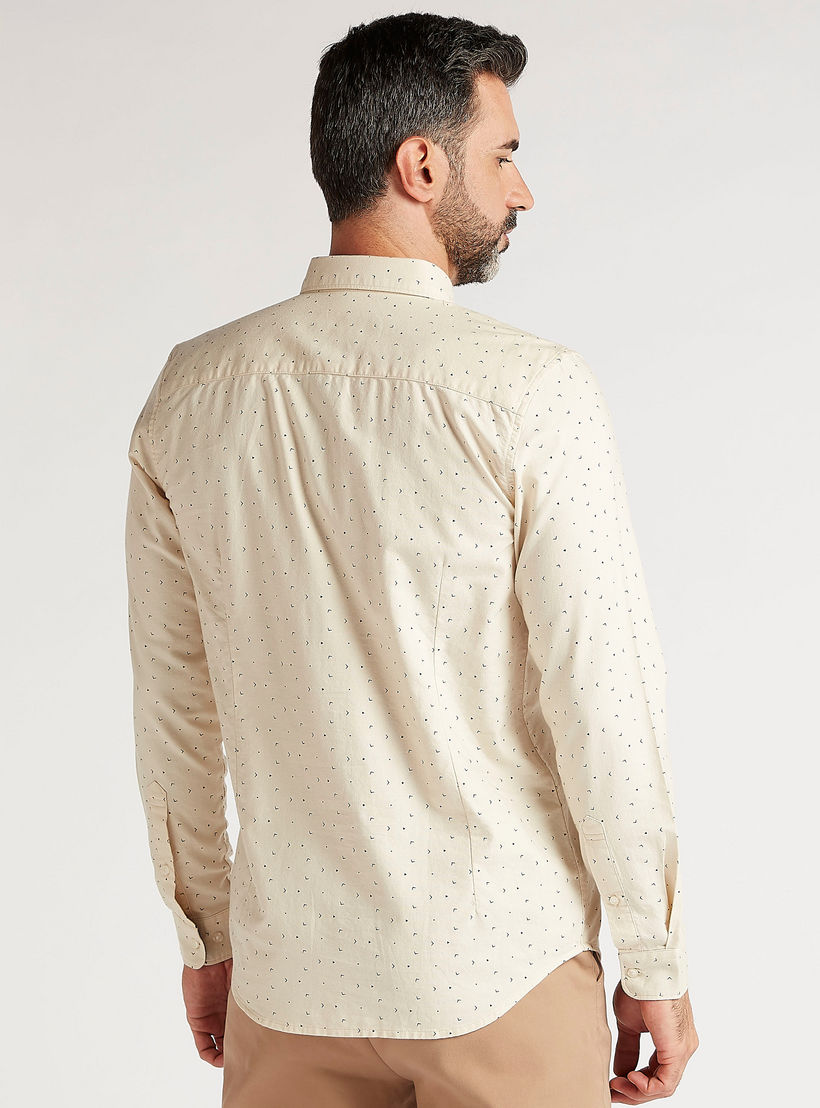 قميص بأكمام طويلة وزر سفلي وطبعات-men-clothing-shirts-image-1