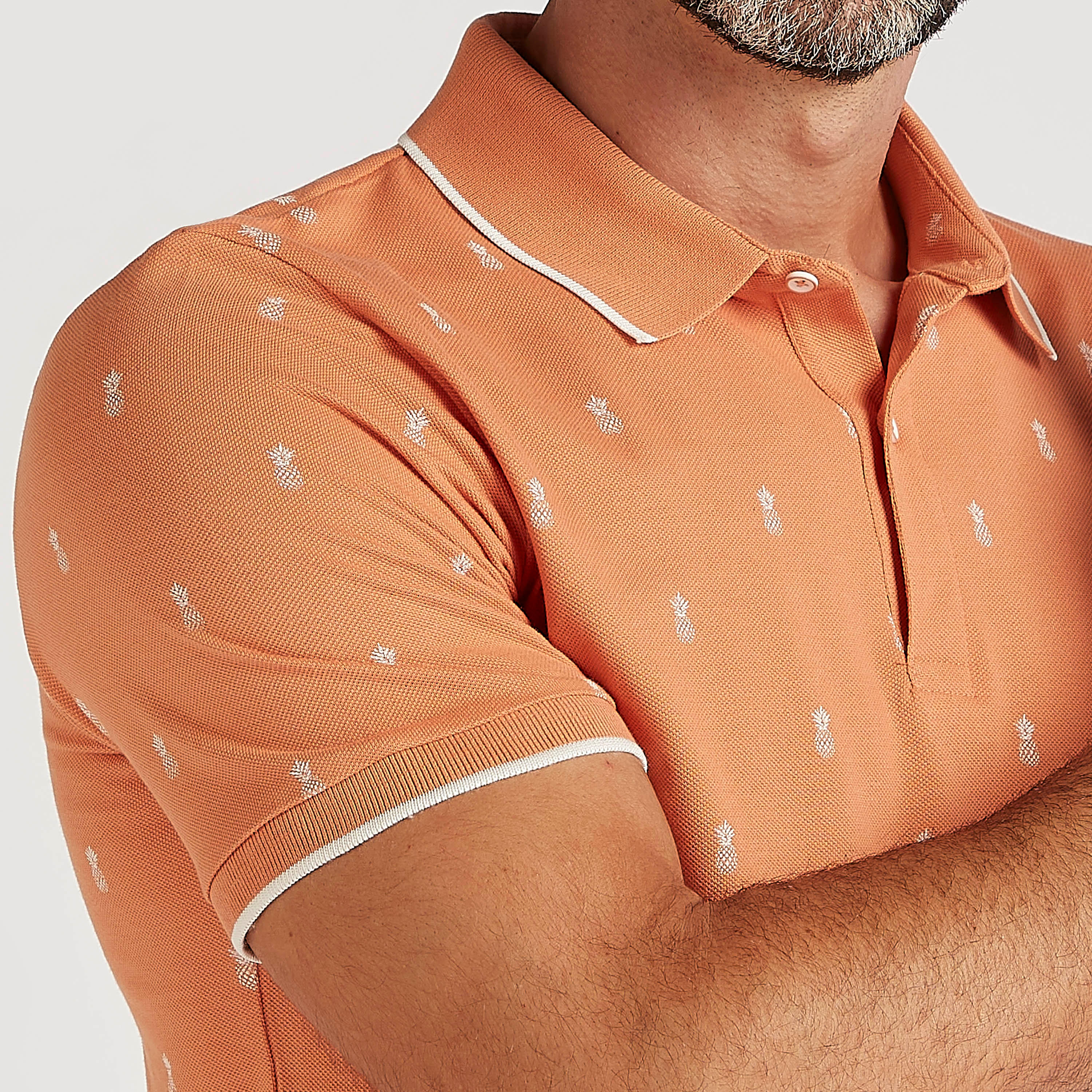 تيشيرت بولو بأكمام قصيرة وطبعات-men-clothing-tshirtsandpolos-polos-image-2
