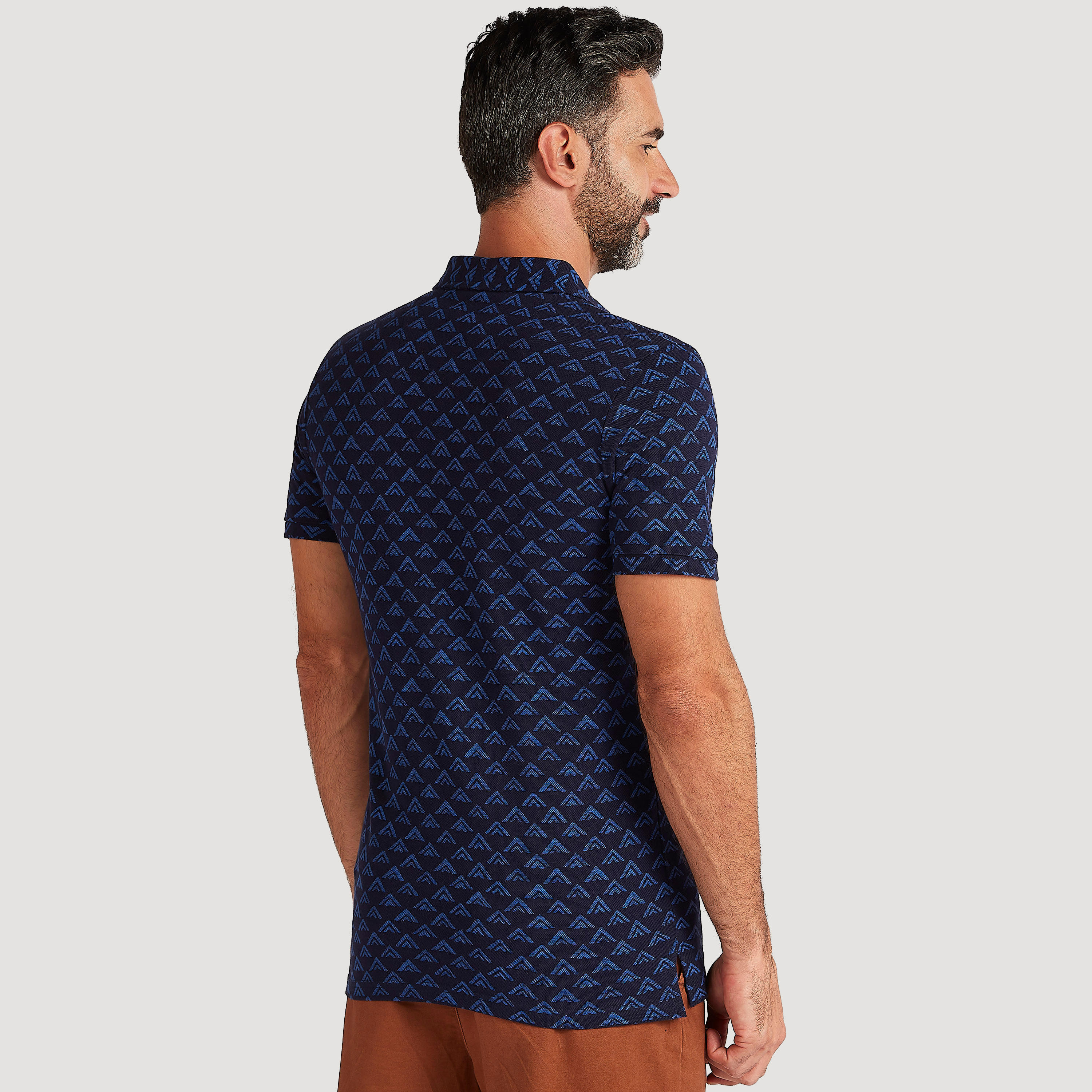تيشيرت بولو بأكمام قصيرة و طبعات هندسيّة-men-clothing-tshirtsandpolos-polos-image-1
